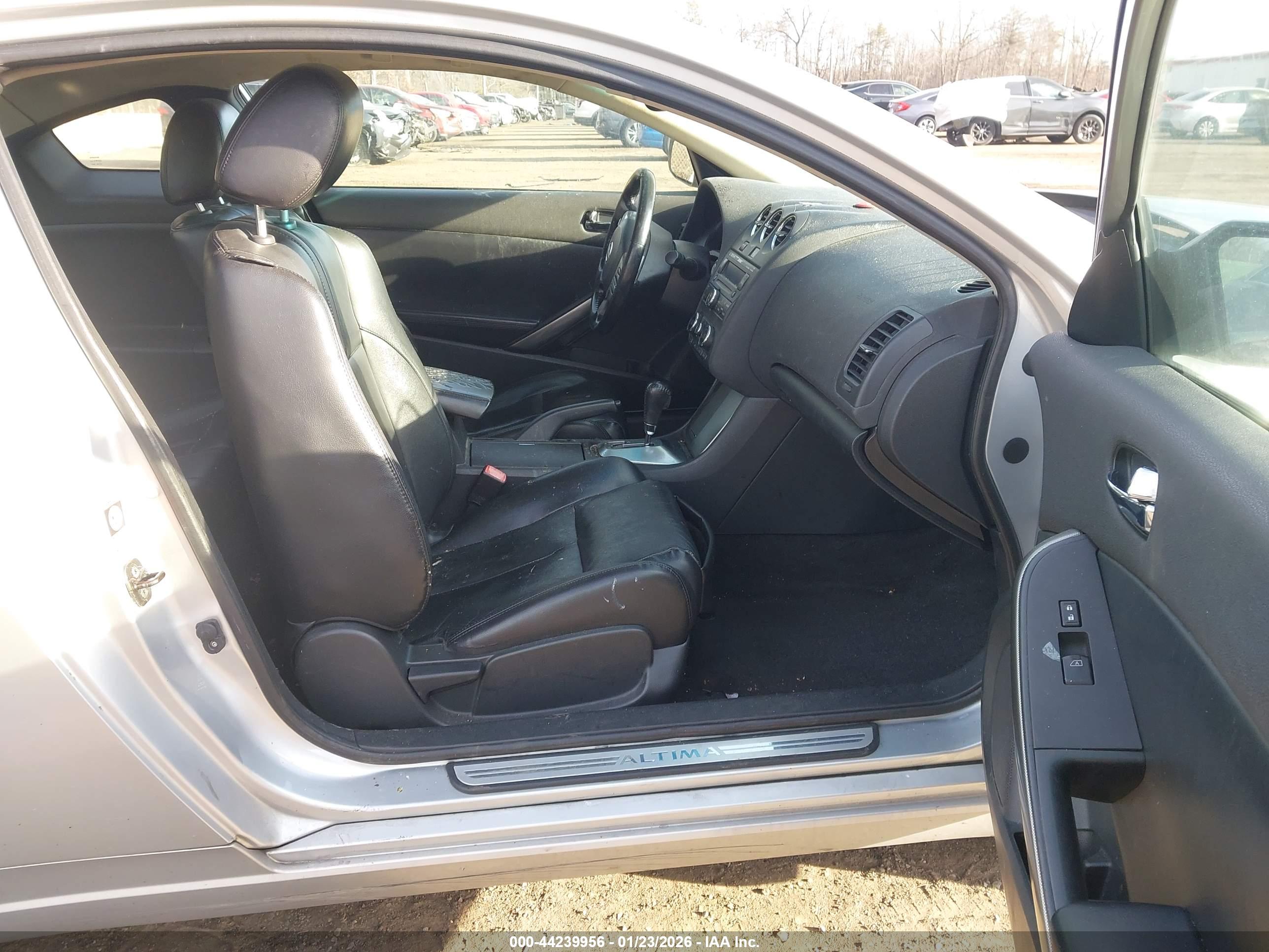 NISSAN ALTIMA image 5
