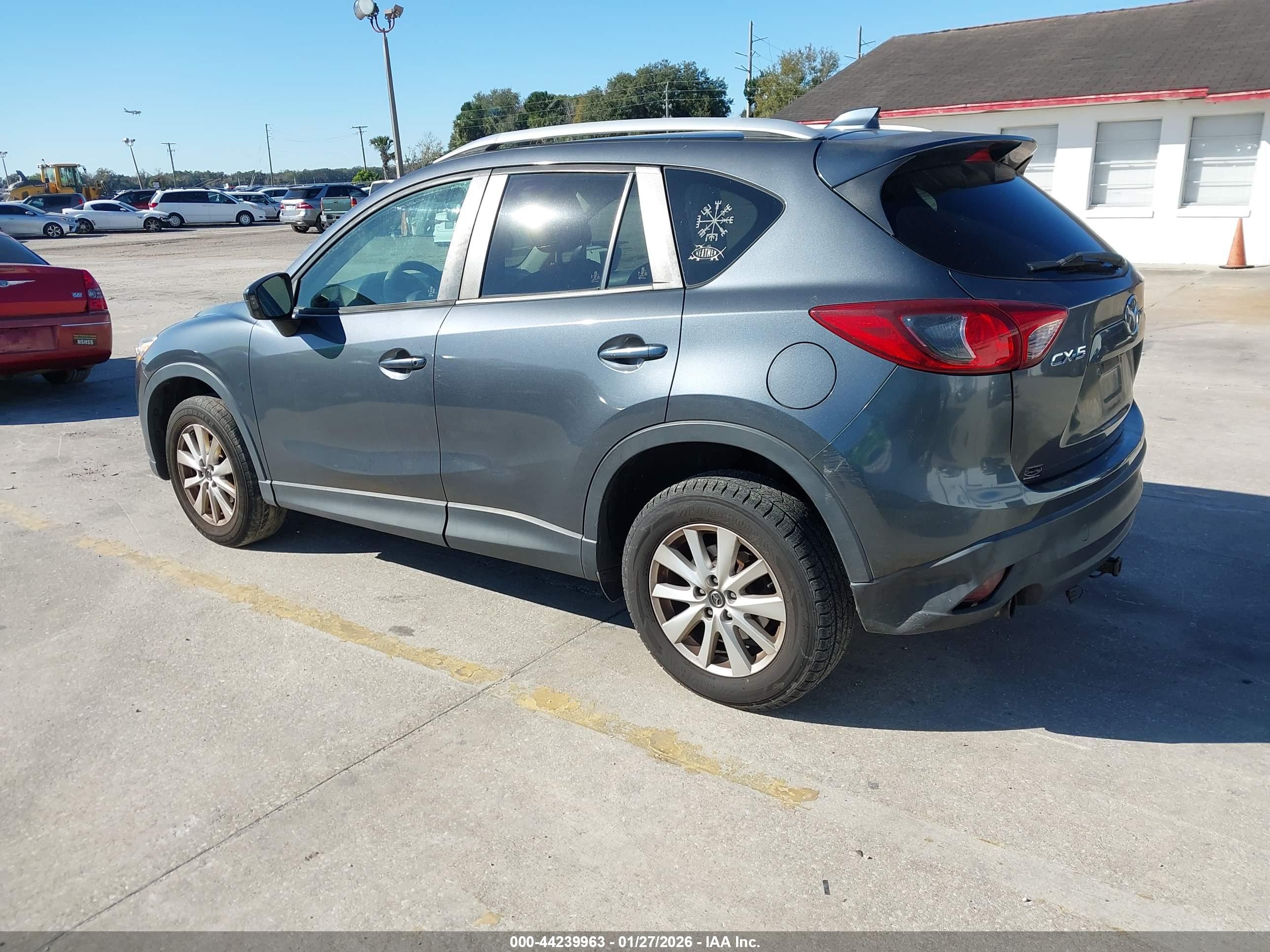 MAZDA CX-5 image 3