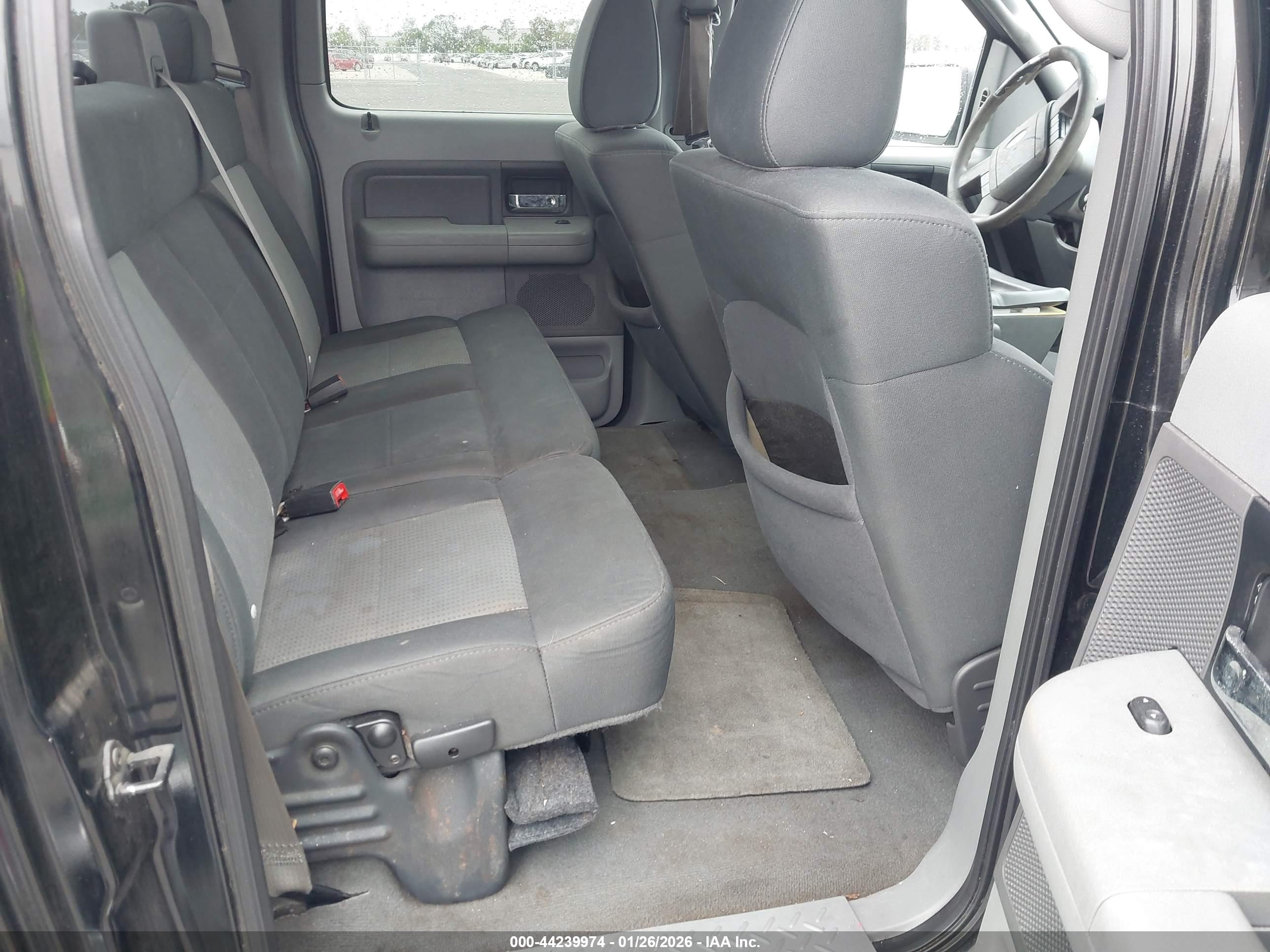 FORD F-150 image 8