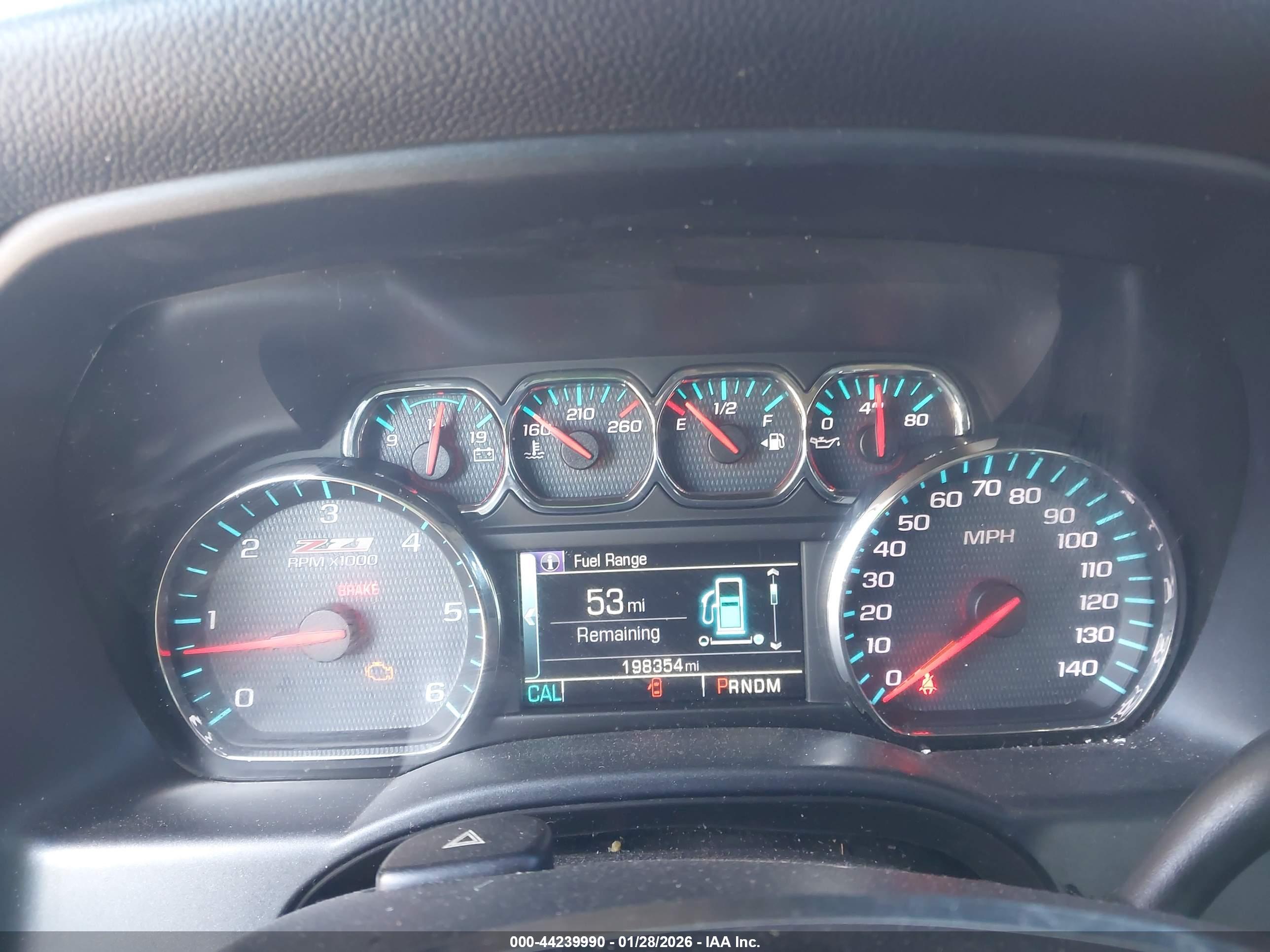 CHEVROLET SILVERADO image 7