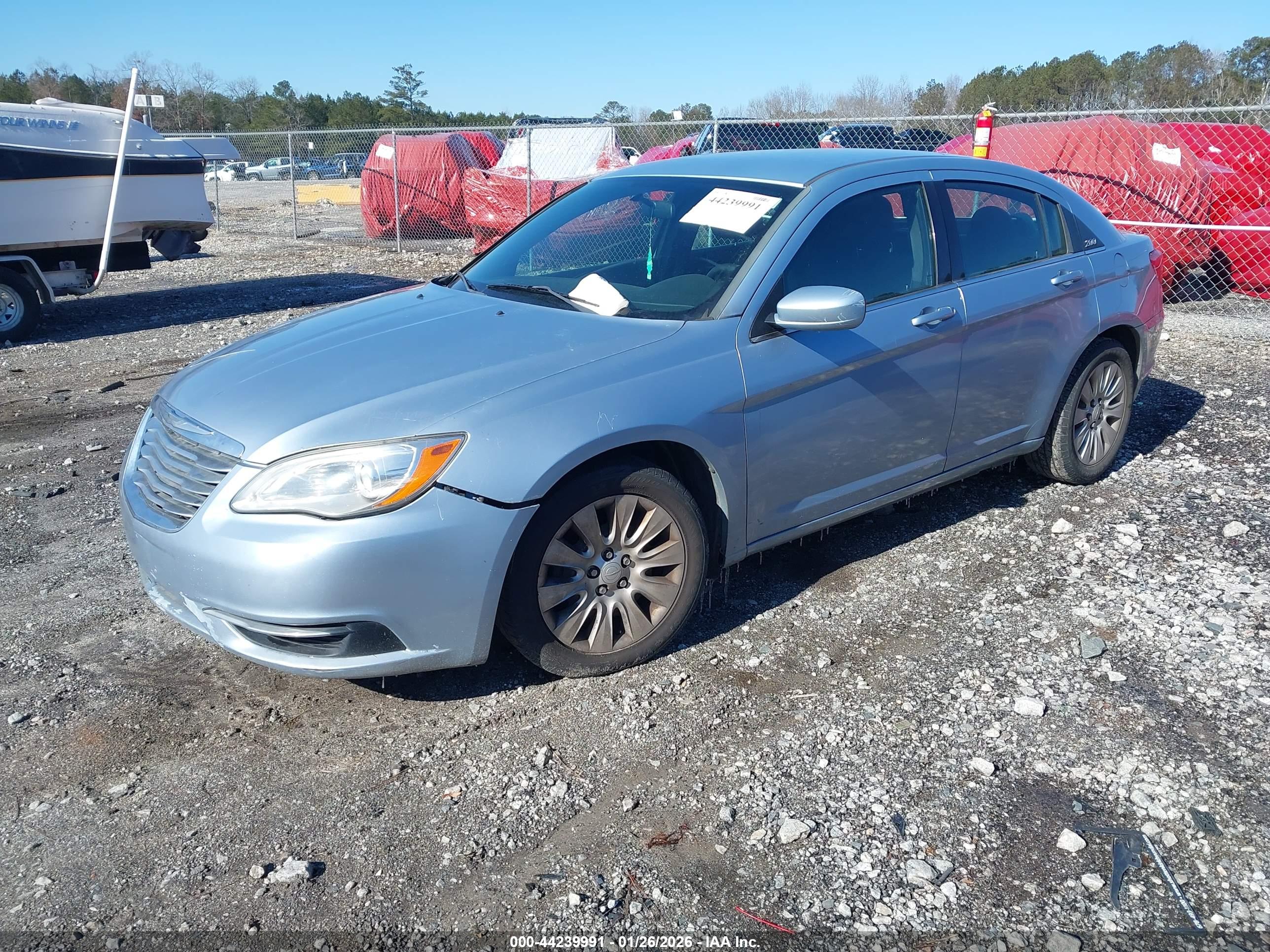 CHRYSLER 200 image 2