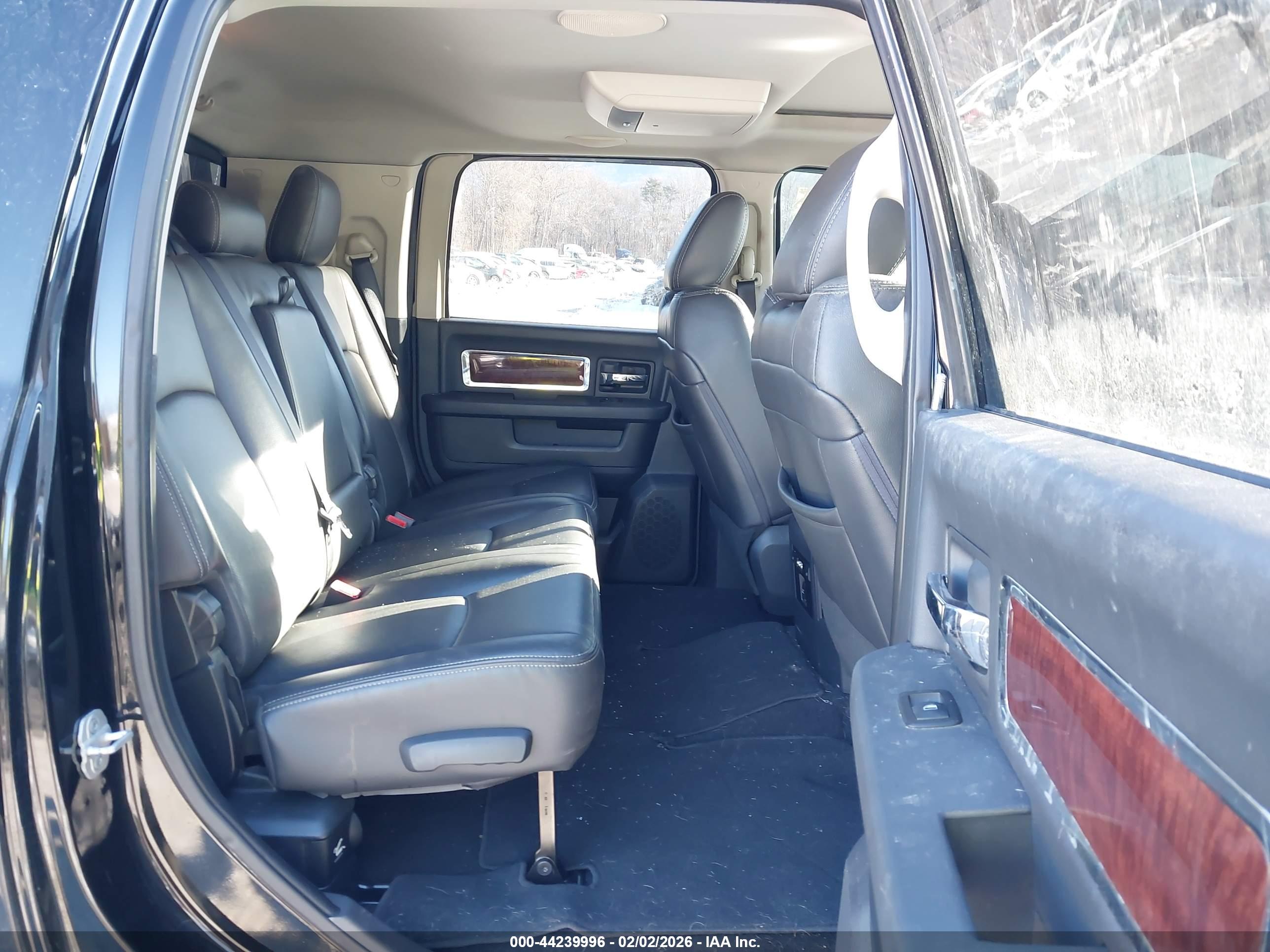 RAM 3500 image 8