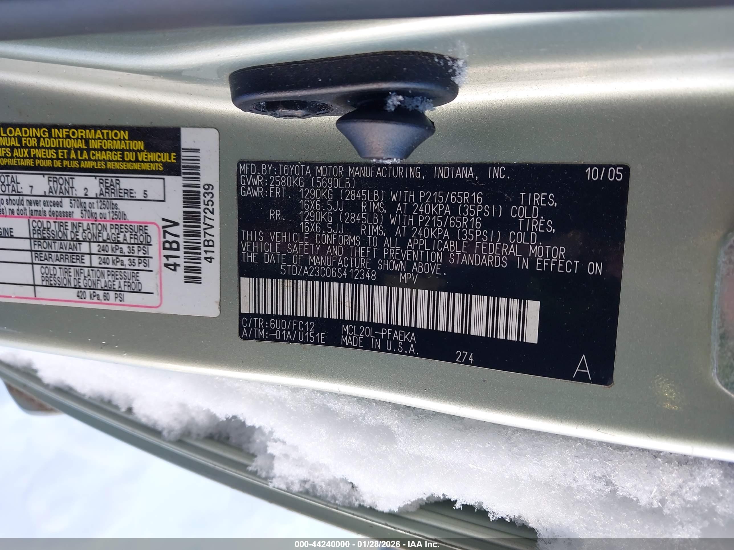 TOYOTA SIENNA image 9
