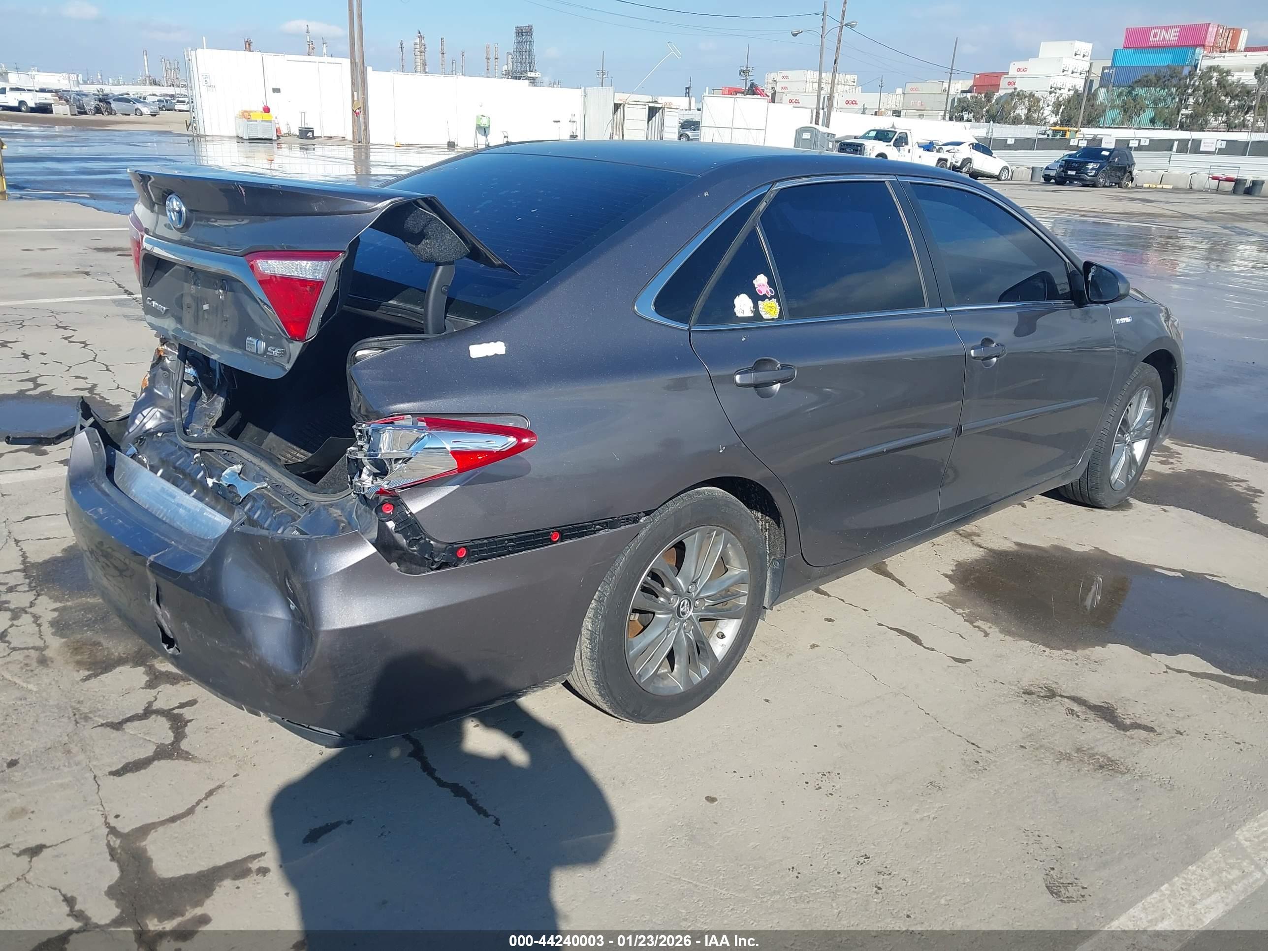 TOYOTA CAMRY image 4
