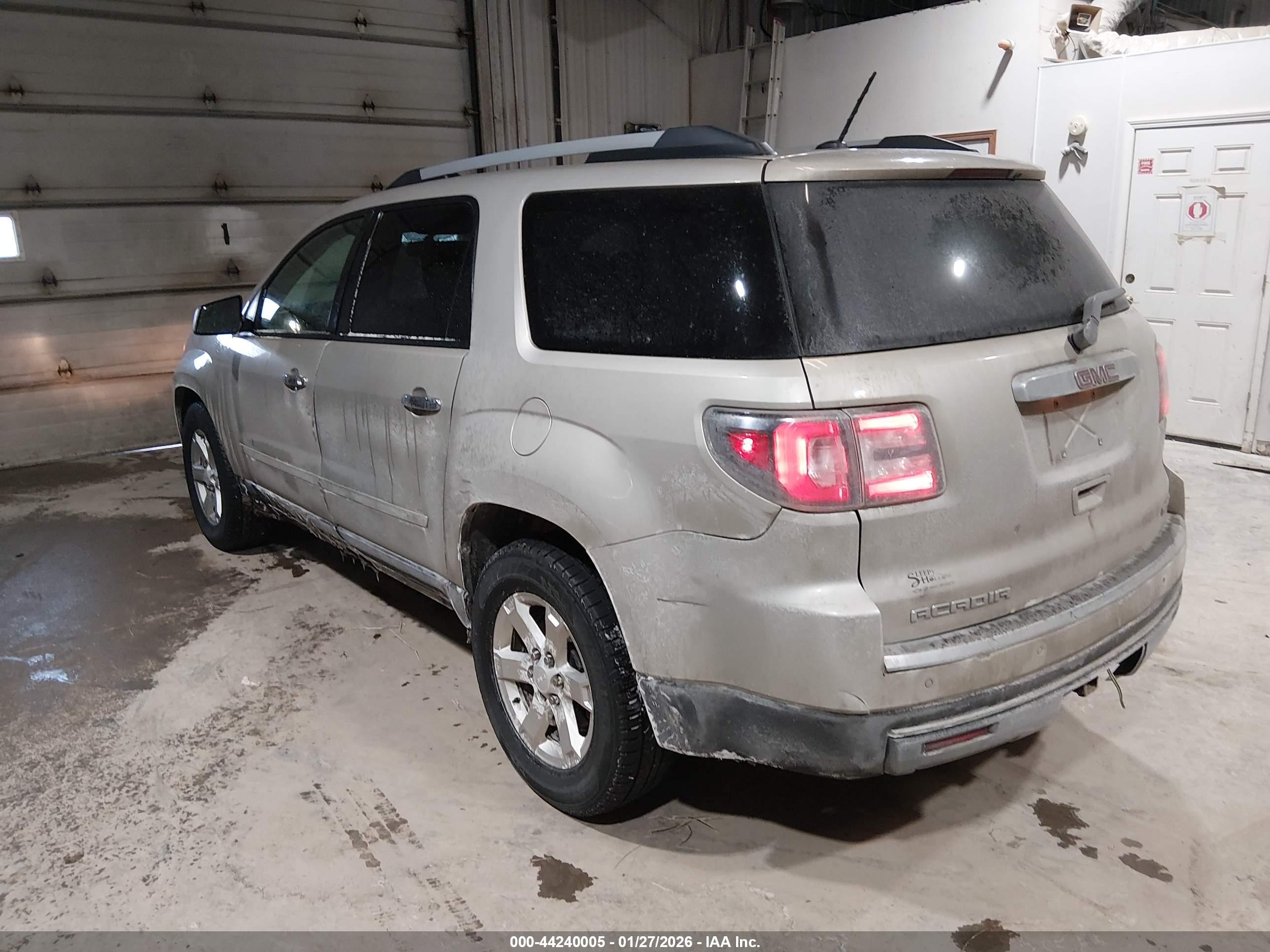 GMC ACADIA image 3