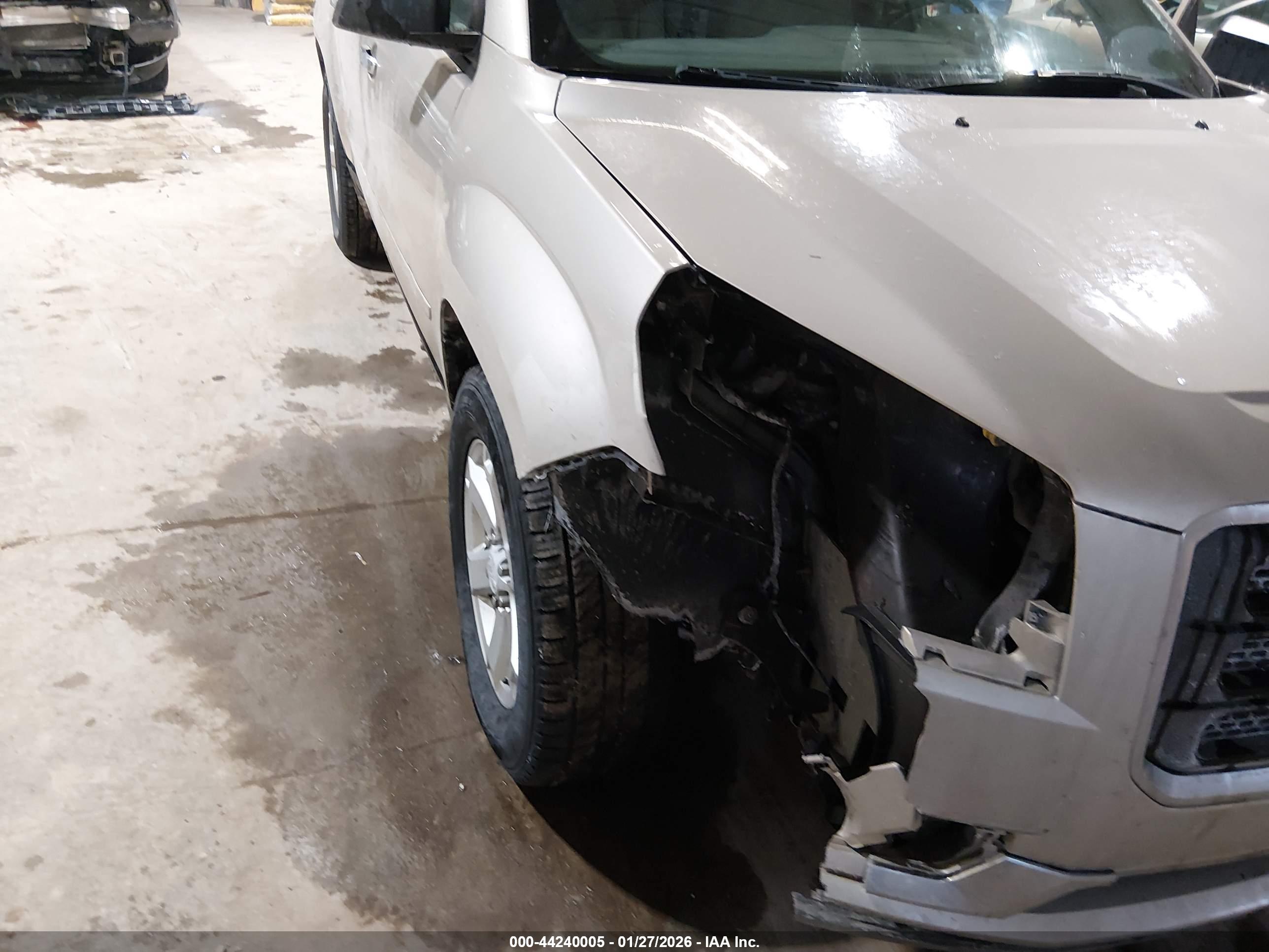 GMC ACADIA image 6
