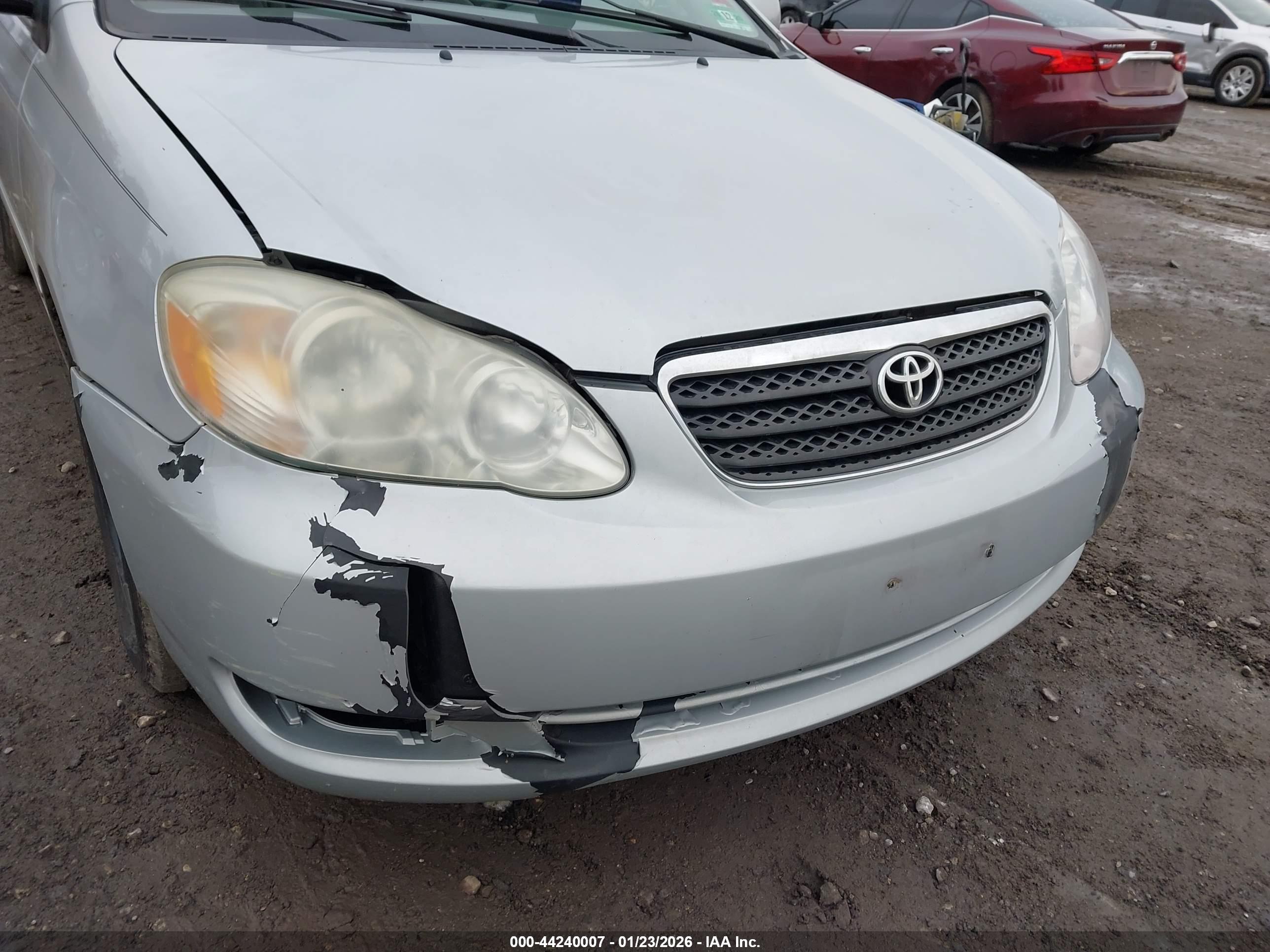 TOYOTA COROLLA image 6