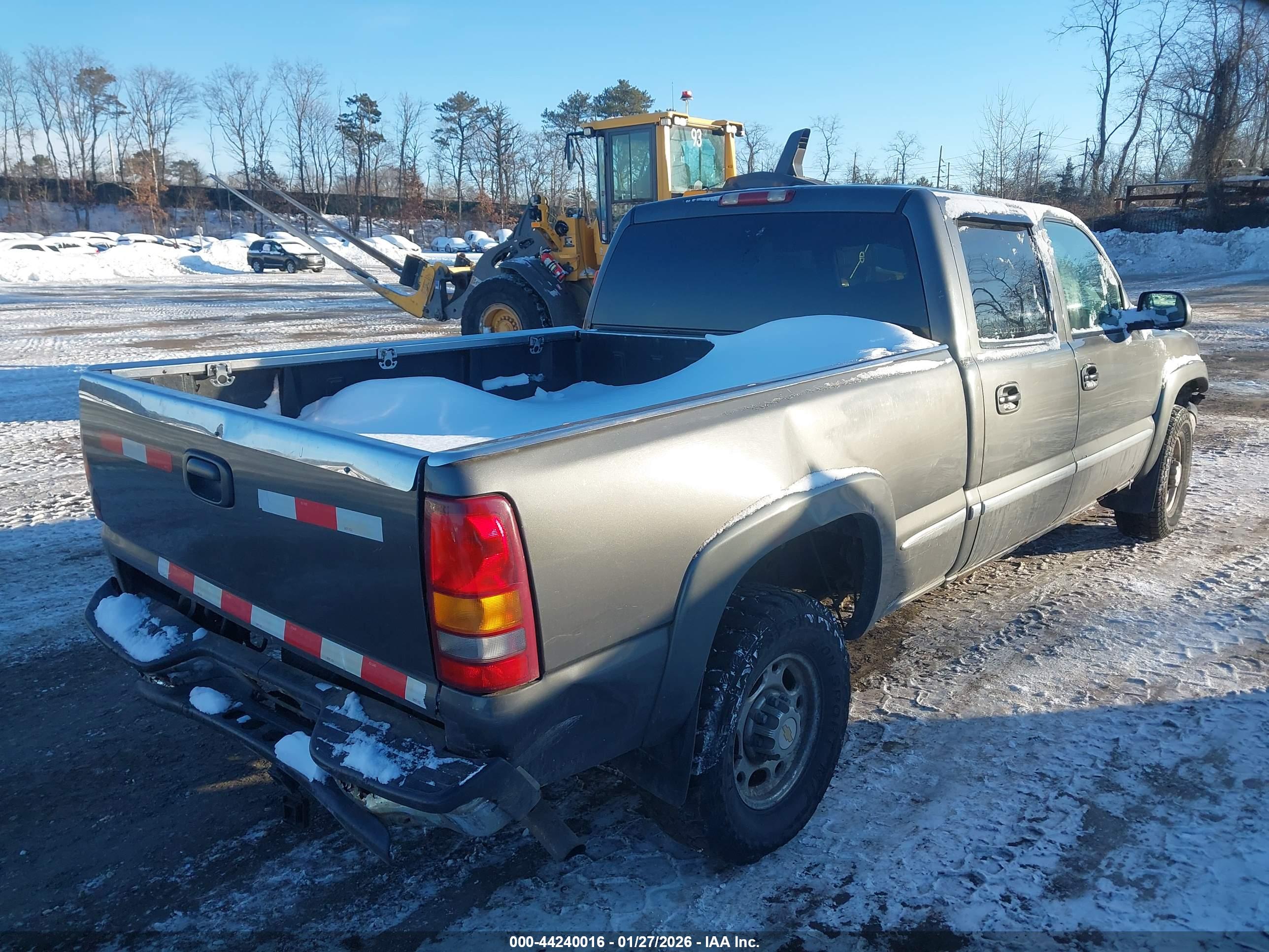 GMC SIERRA image 4