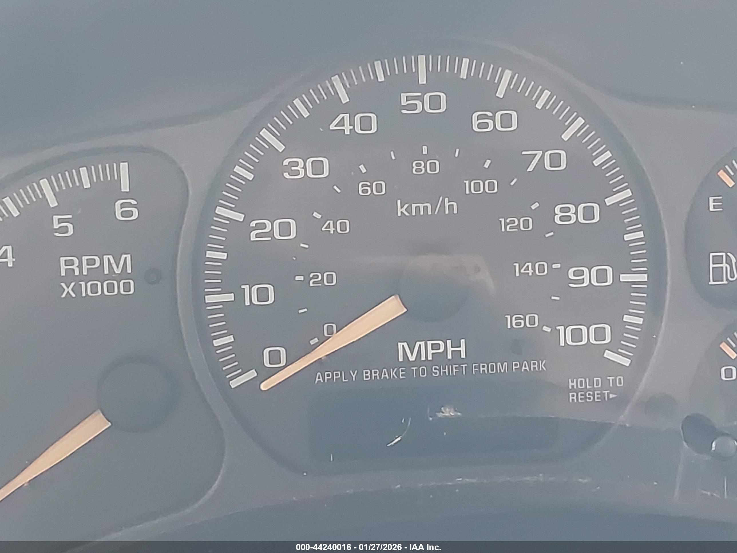 GMC SIERRA image 7