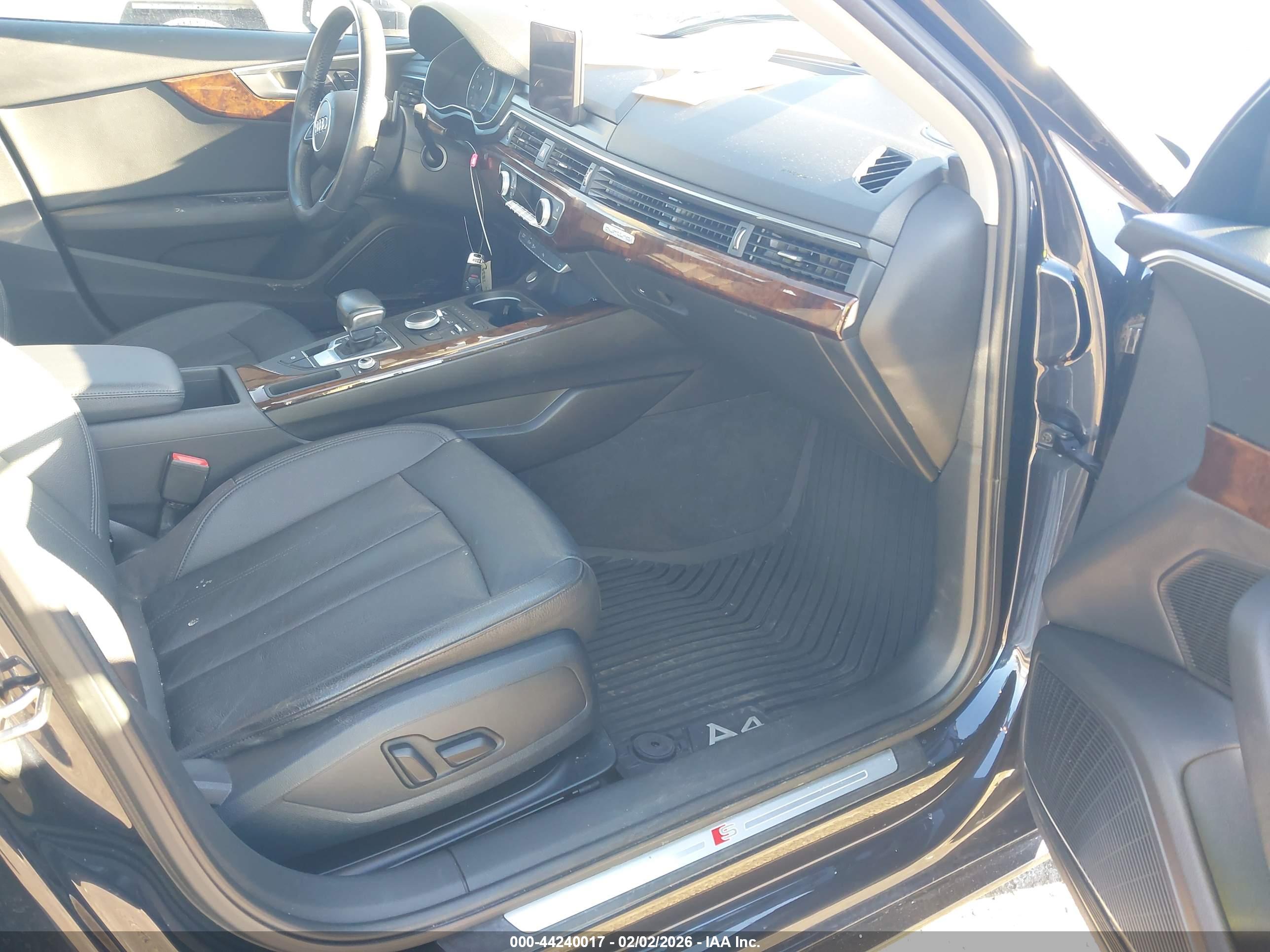 AUDI A4 image 5