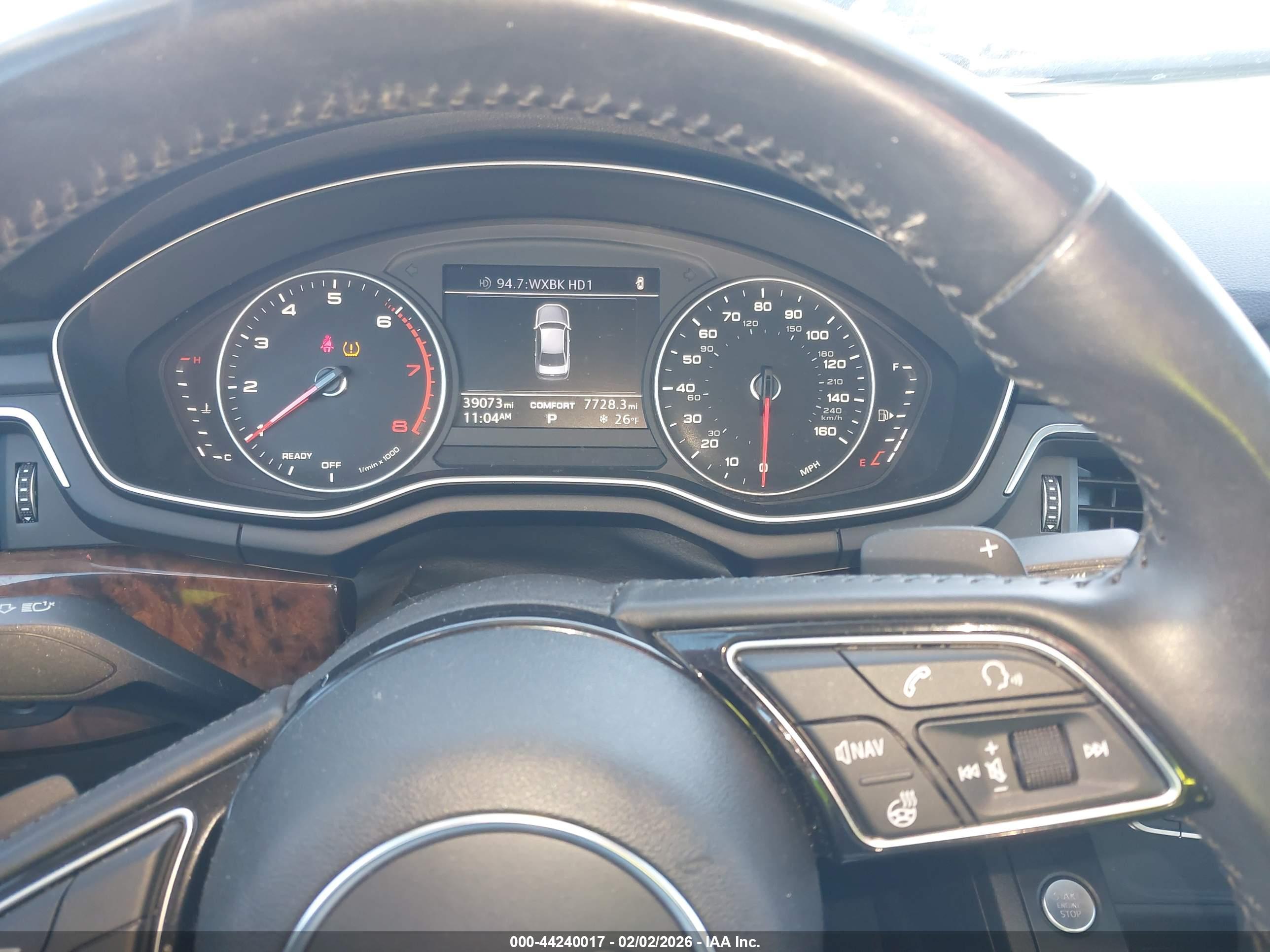 AUDI A4 image 7