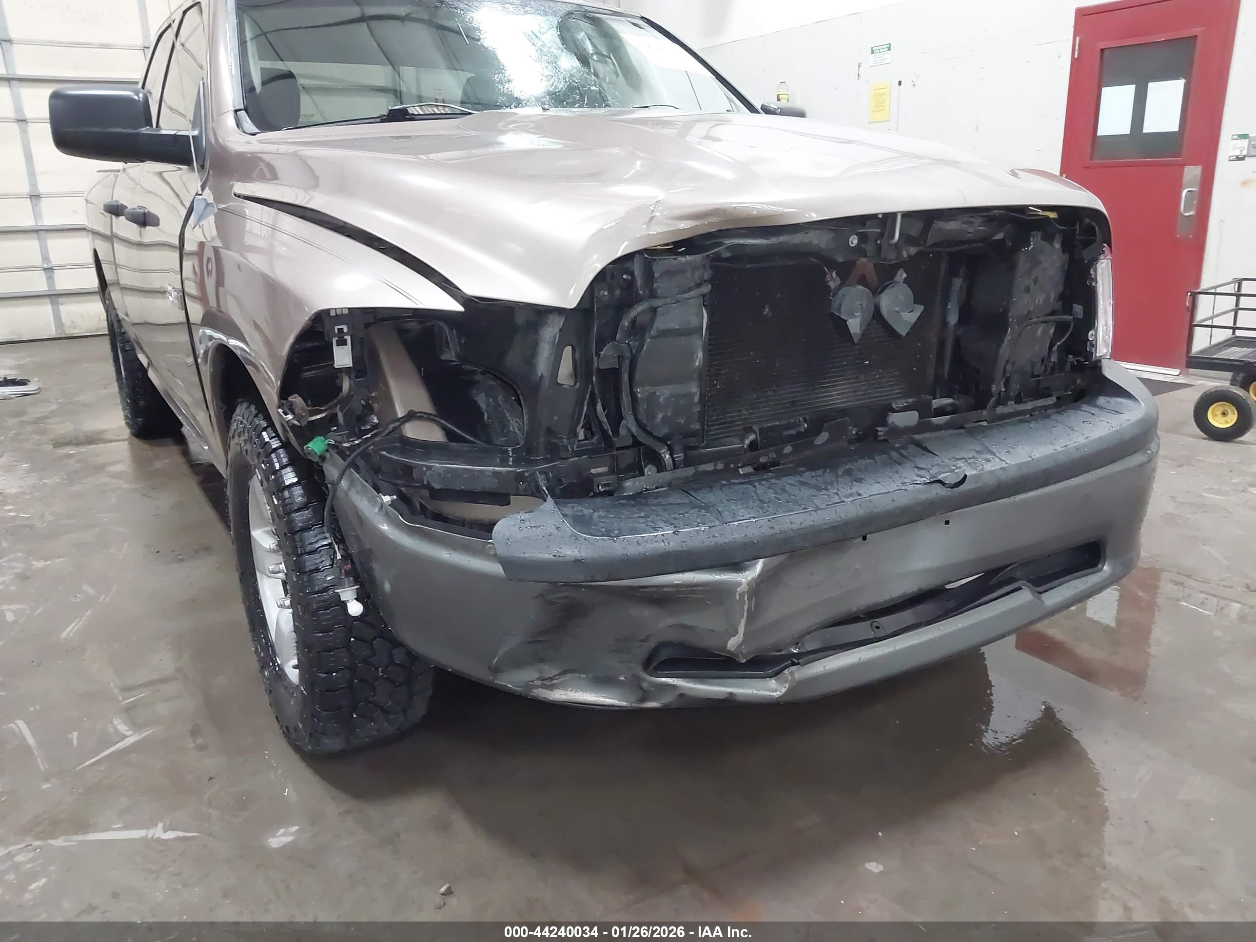 DODGE RAM image 6