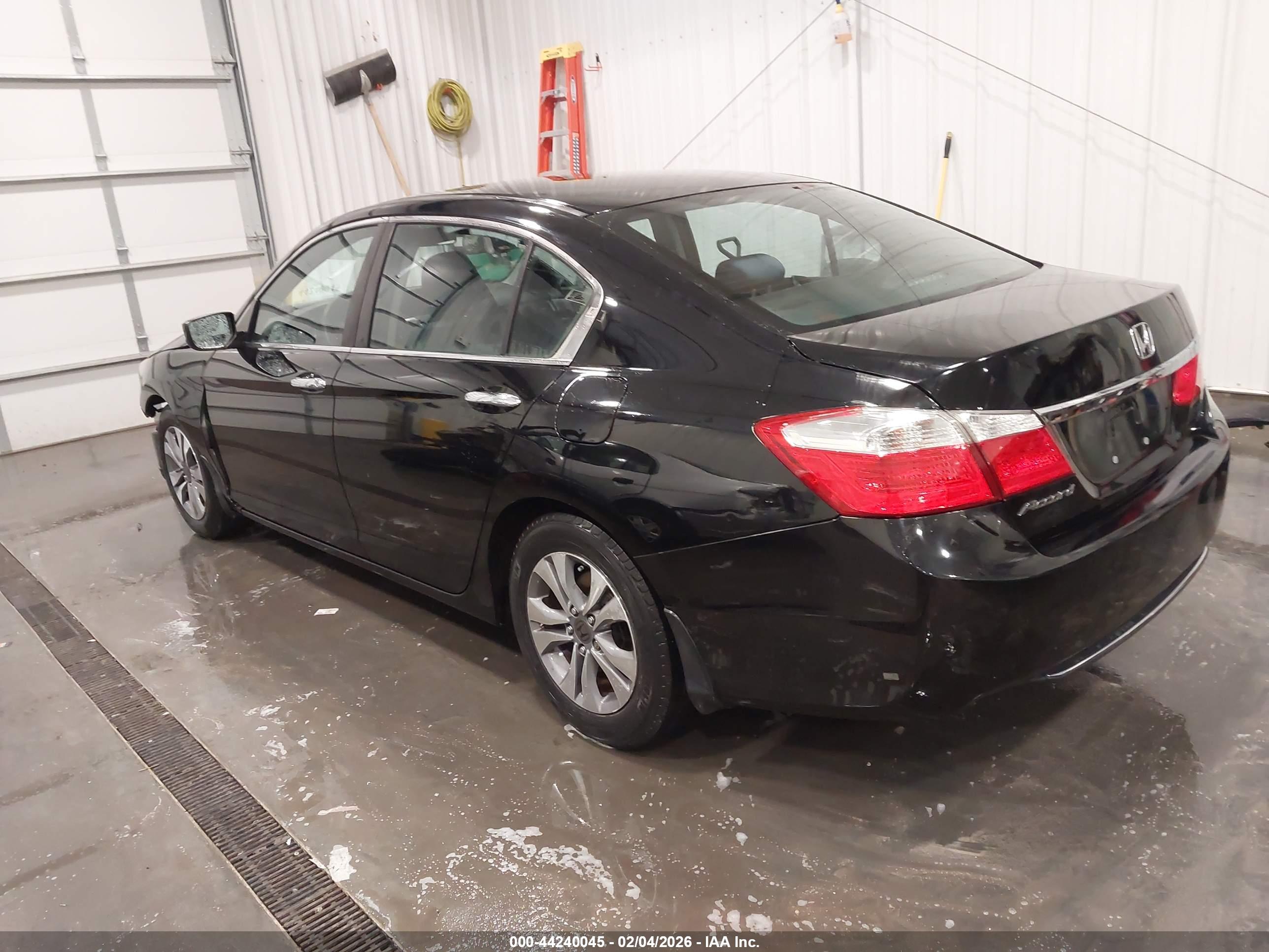 HONDA ACCORD image 3