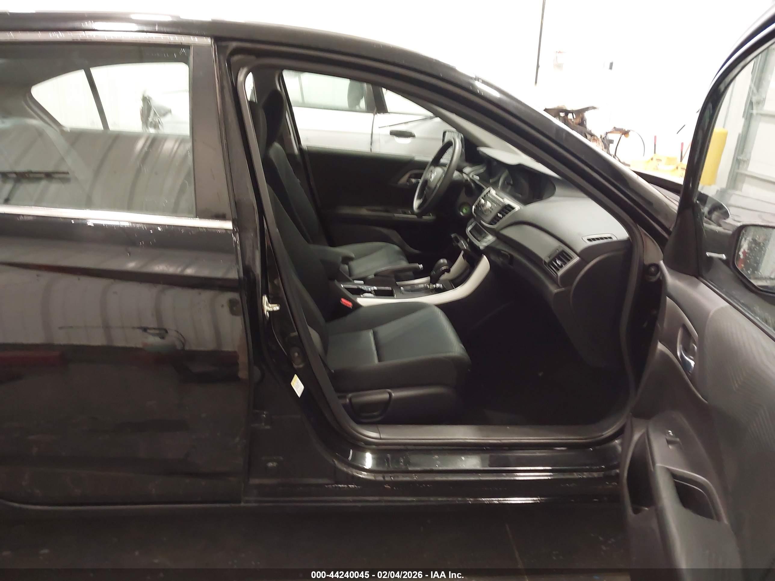 HONDA ACCORD image 5