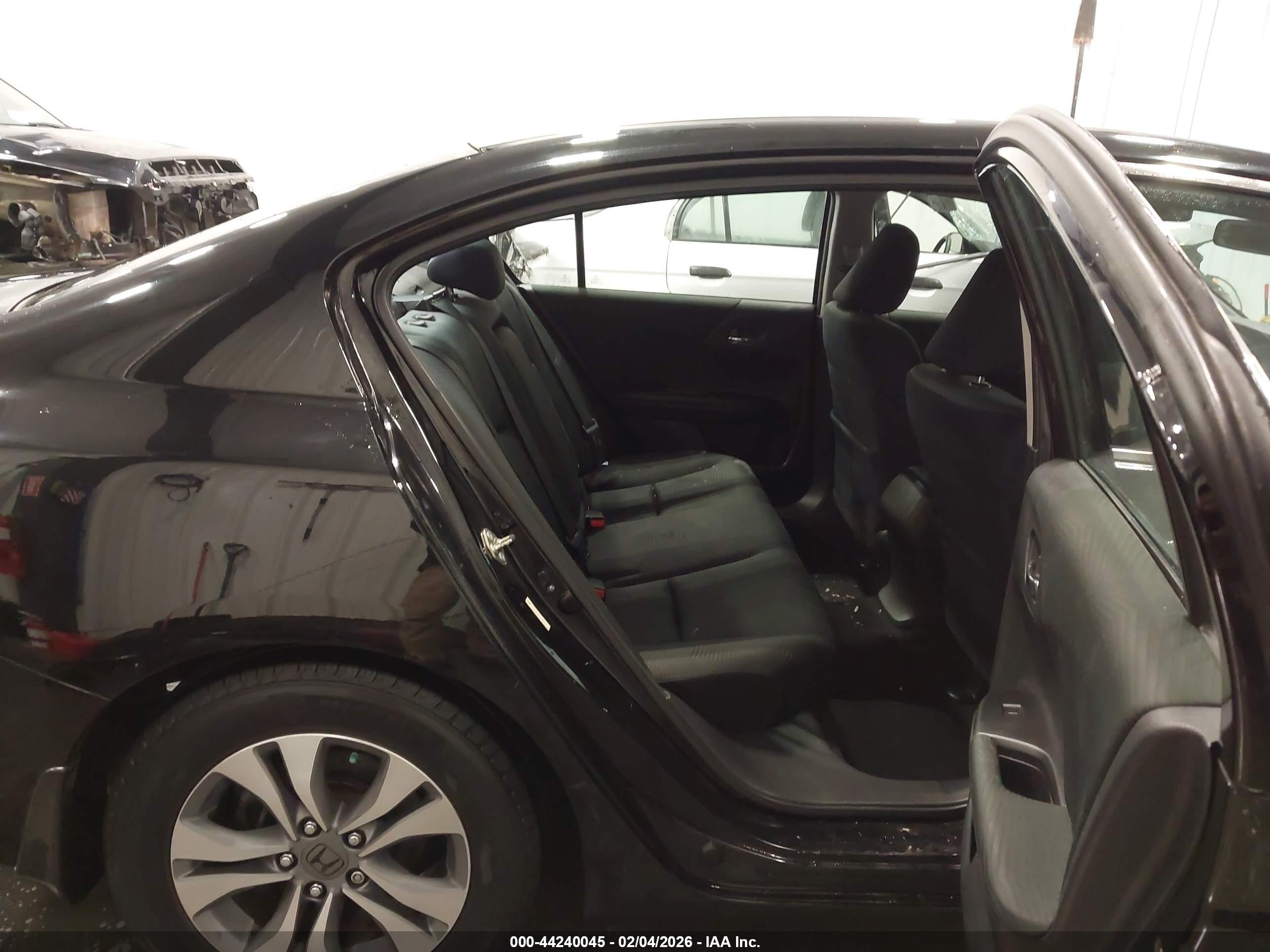 HONDA ACCORD image 8