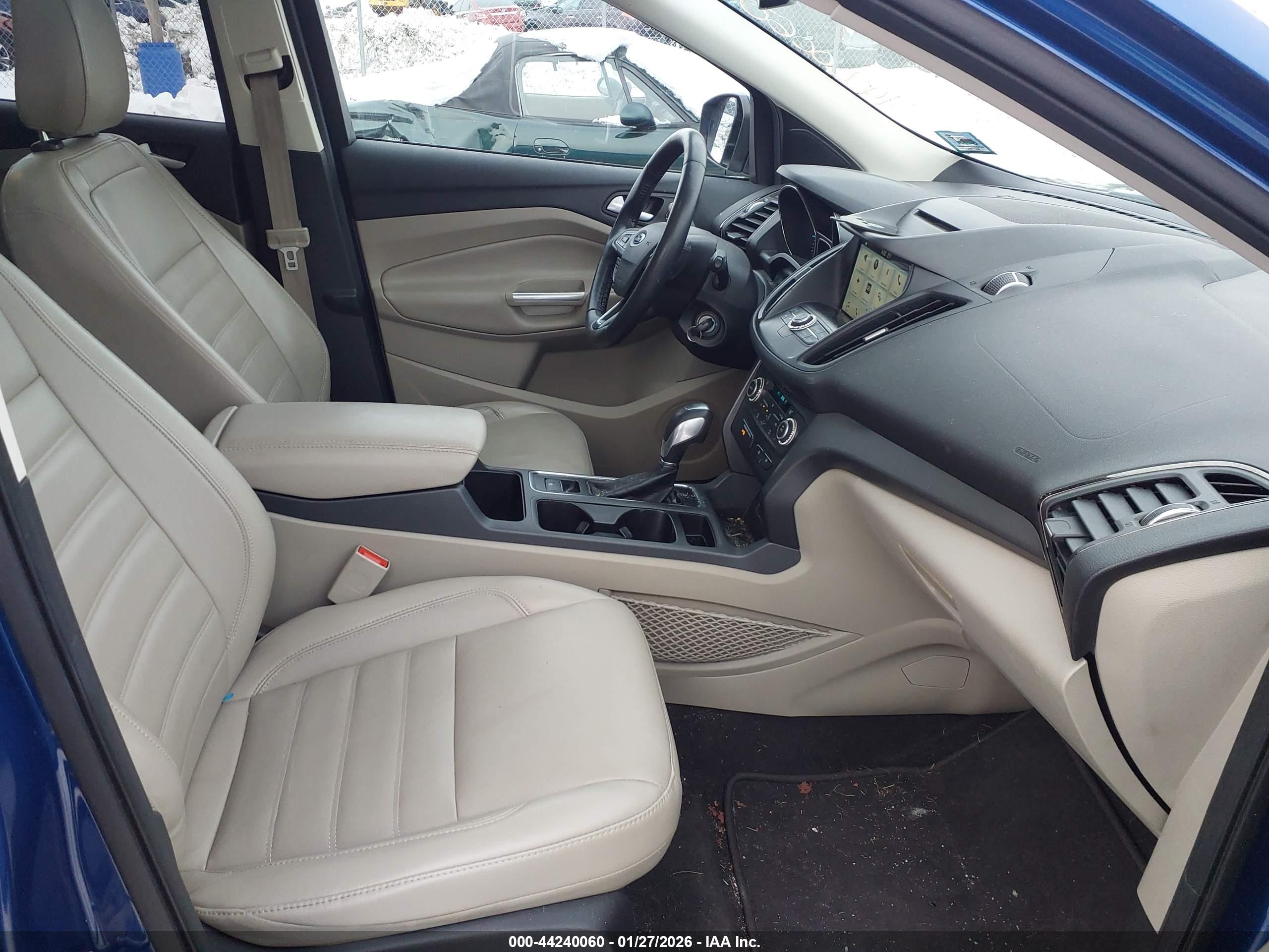 FORD ESCAPE image 5