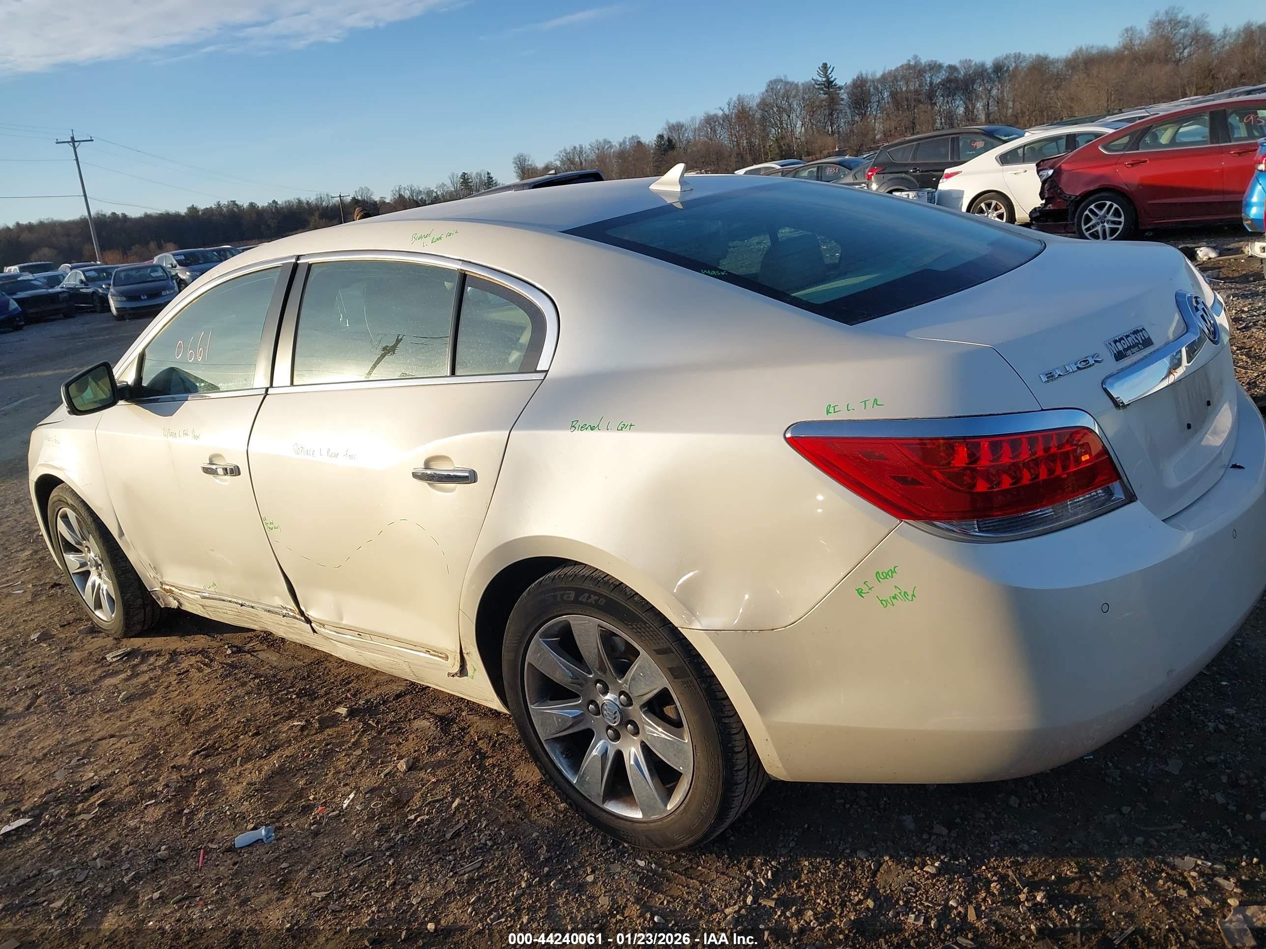 BUICK LACROSSE image 3