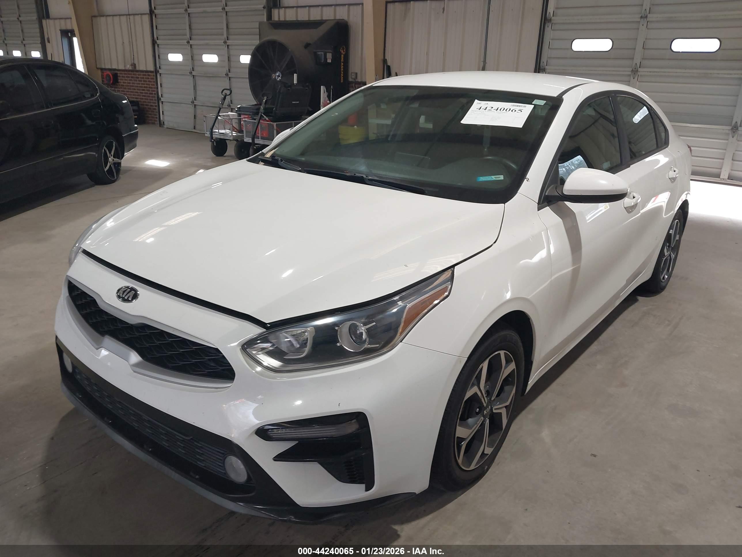 KIA FORTE image 6