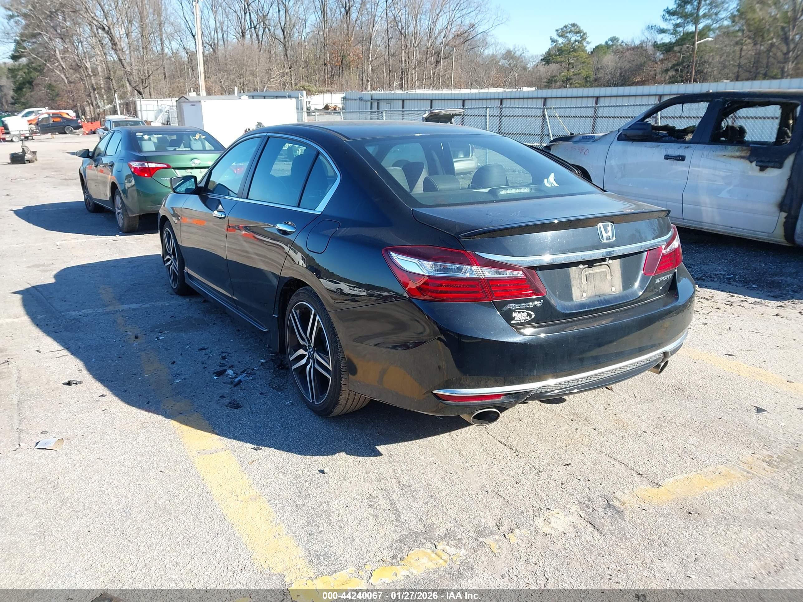 HONDA ACCORD image 3