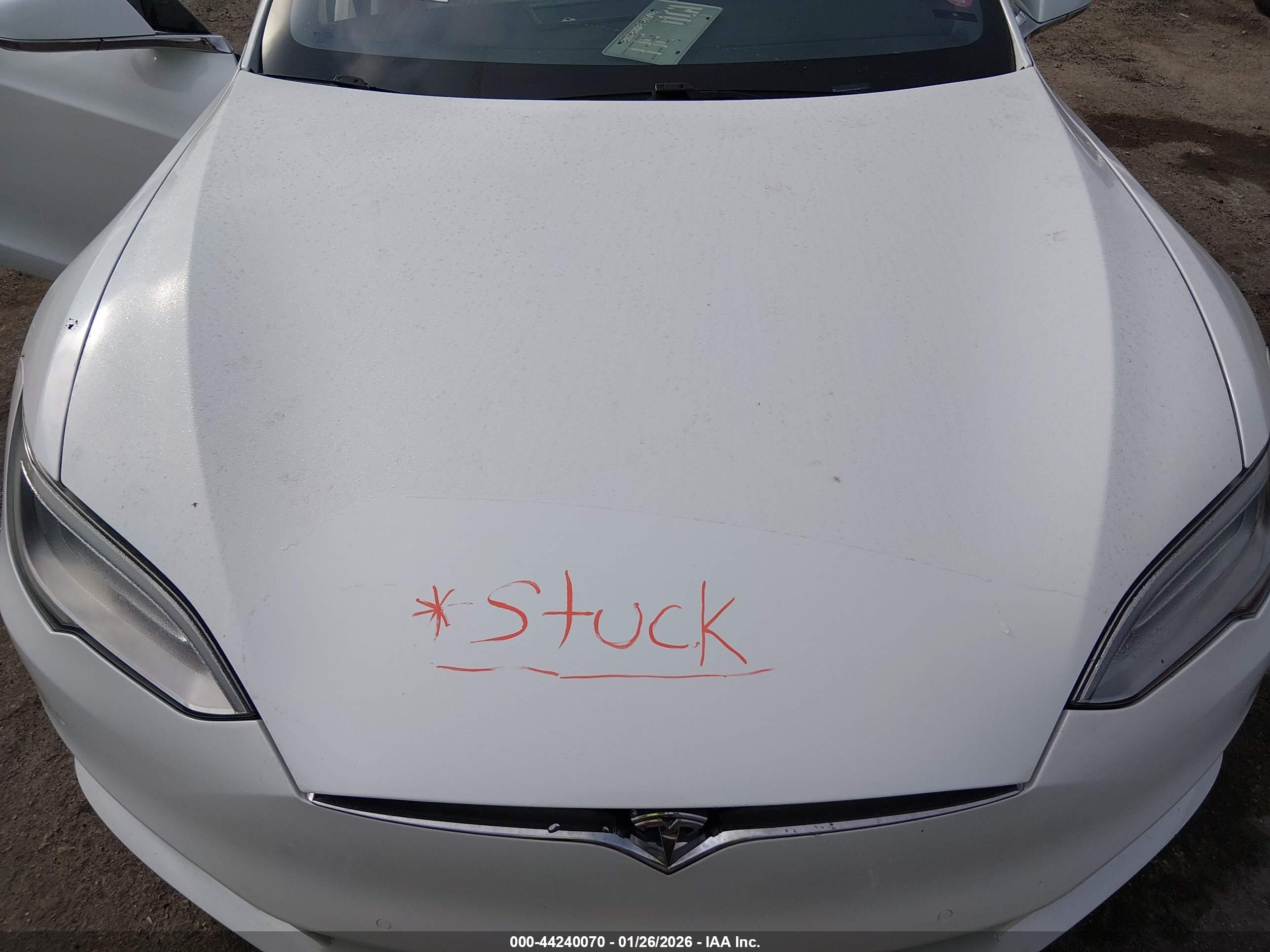 TESLA MODEL image 10