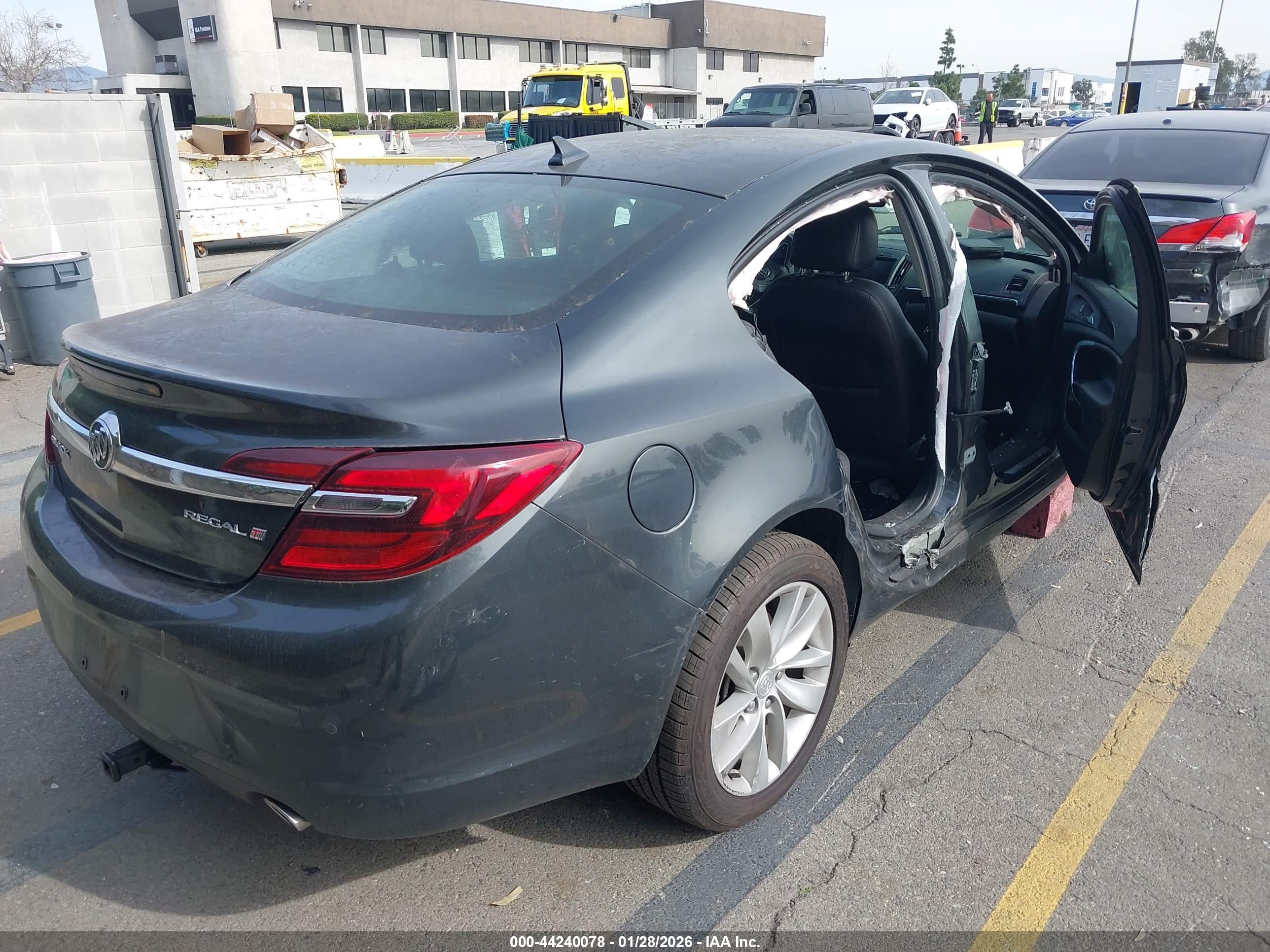 BUICK REGAL image 4