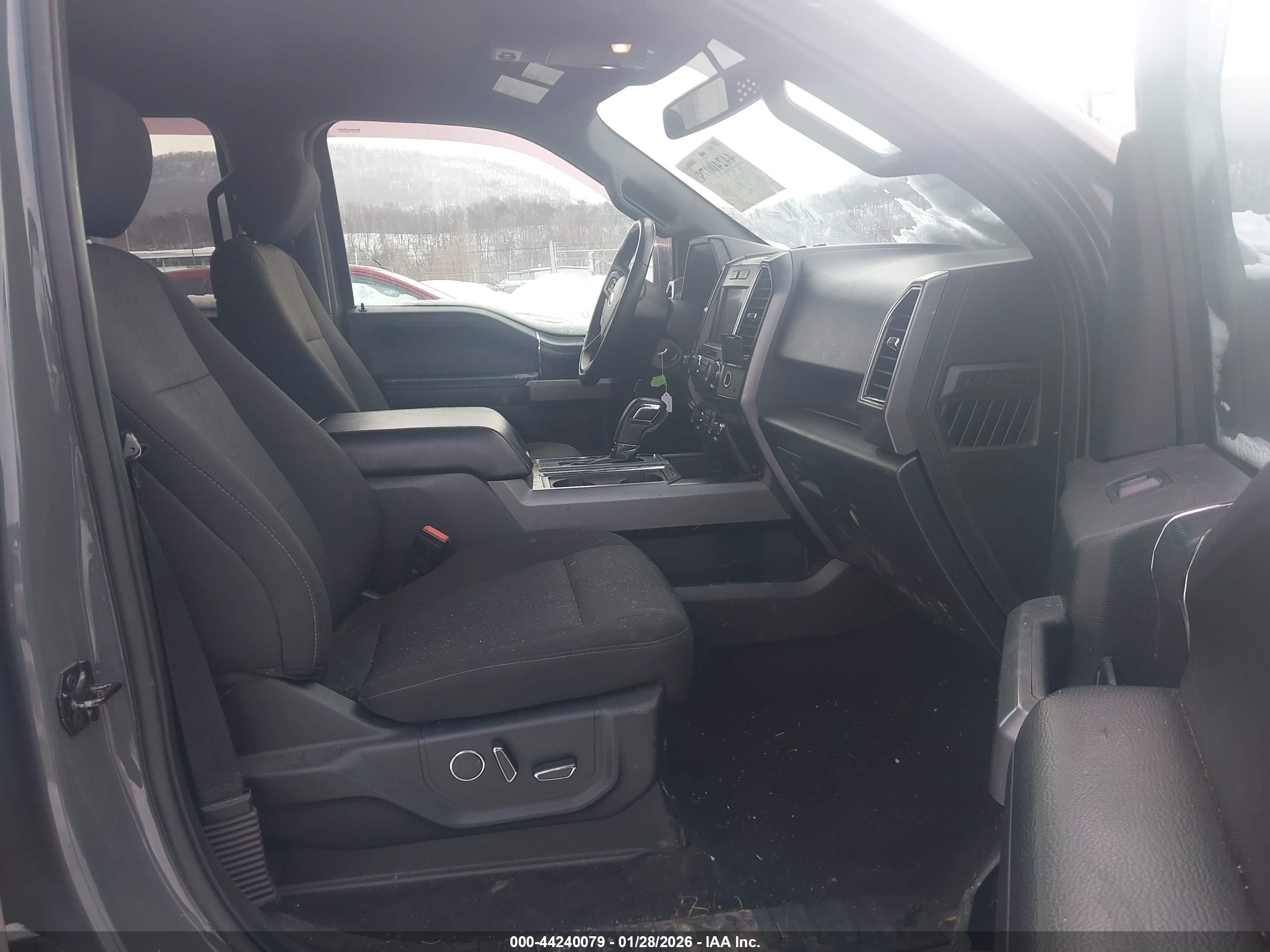 FORD F-150 image 5