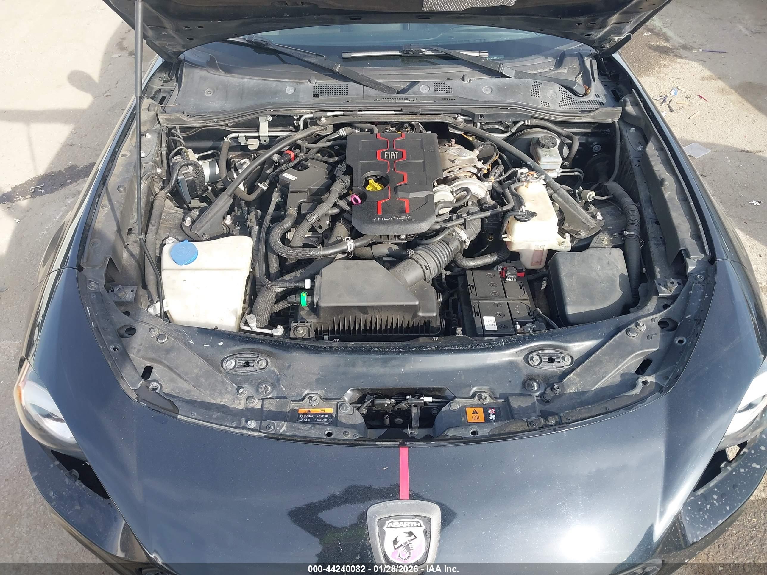 FIAT 124 image 10