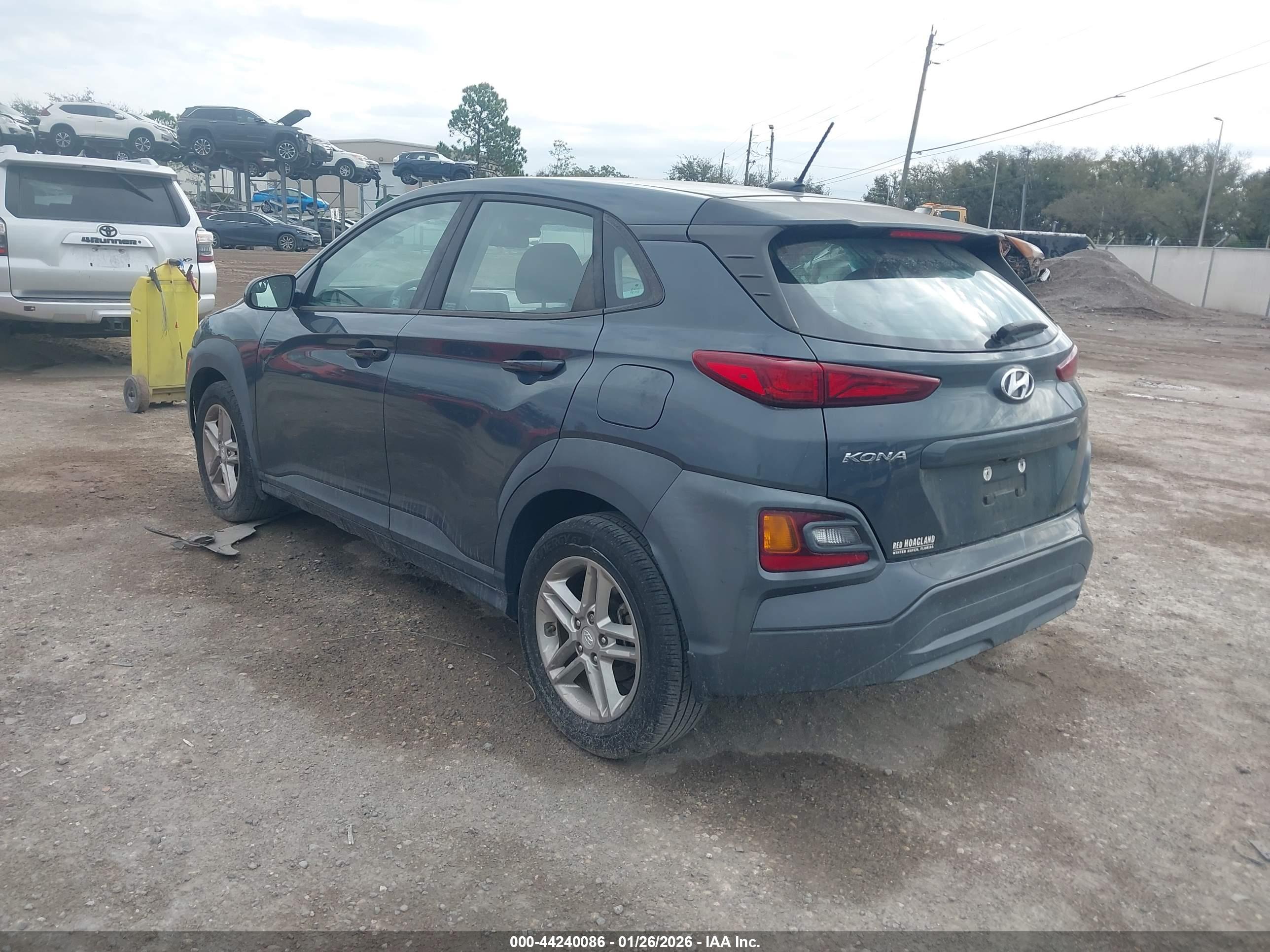 HYUNDAI KONA image 3