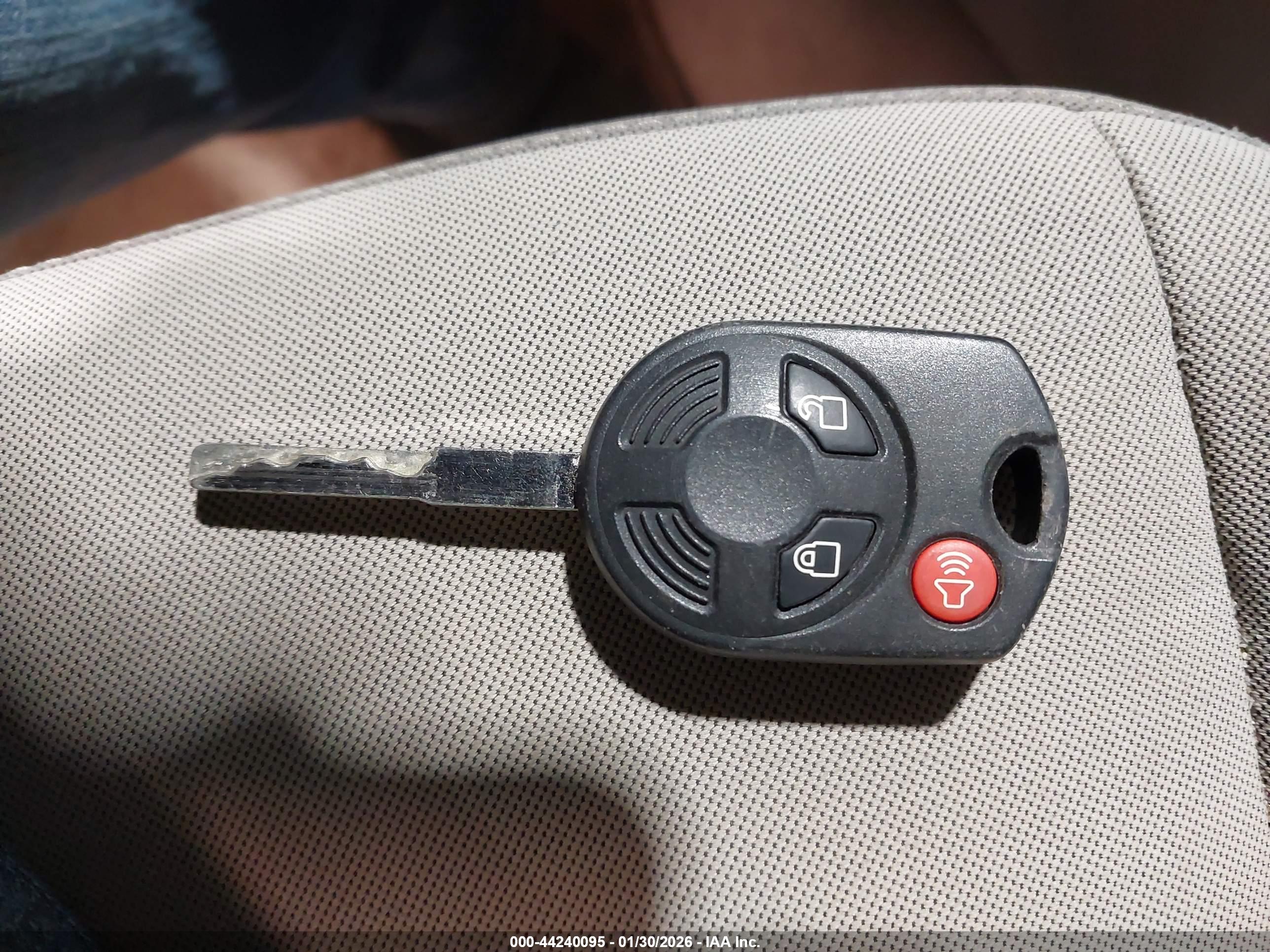 FORD ESCAPE image 11