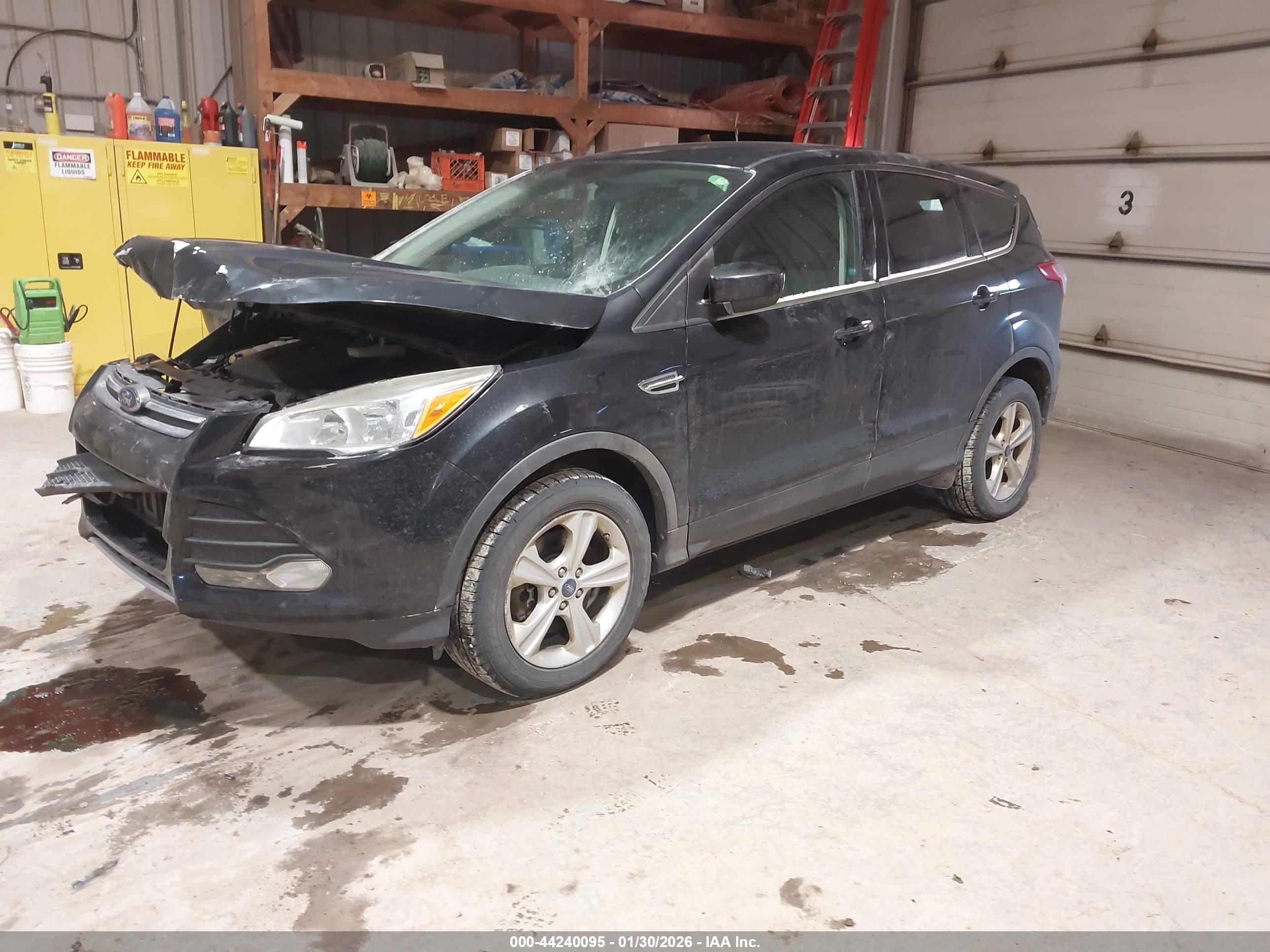 FORD ESCAPE image 2