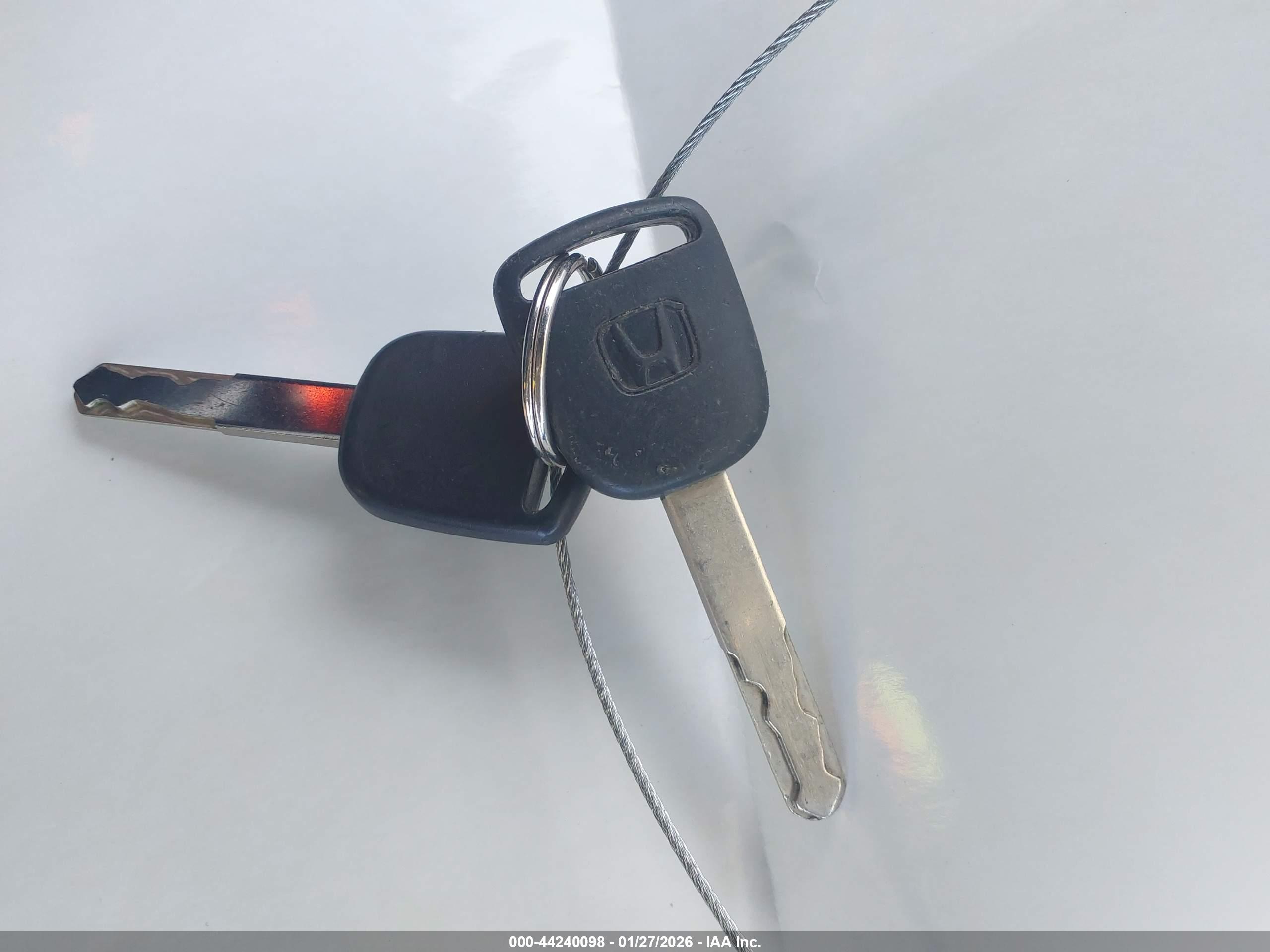 HONDA CR-V image 11
