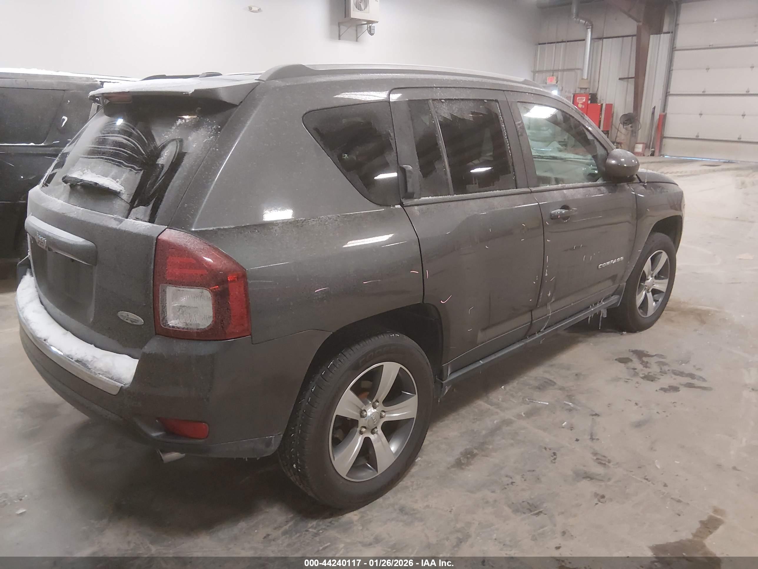 JEEP COMPASS image 4