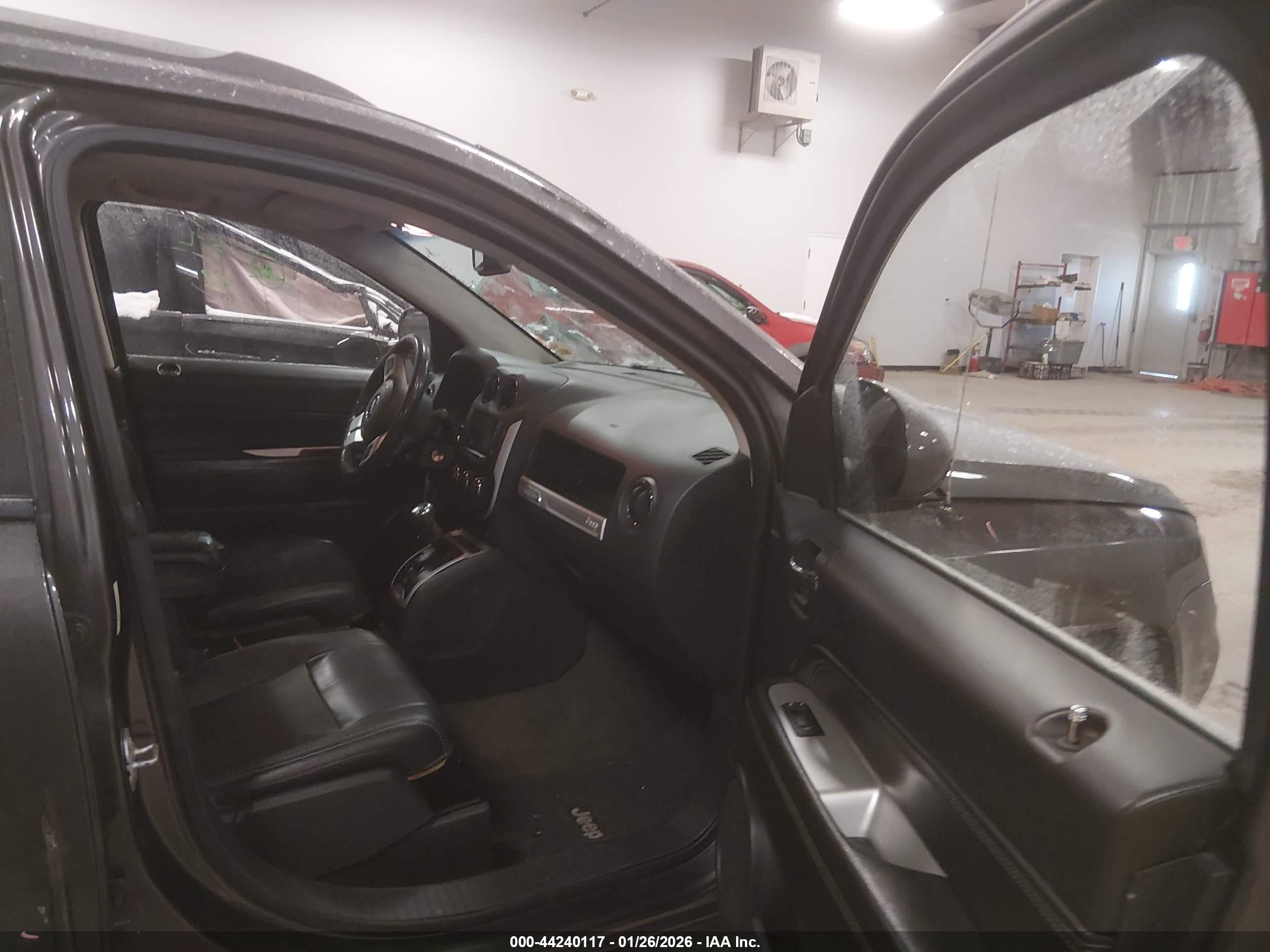JEEP COMPASS image 5