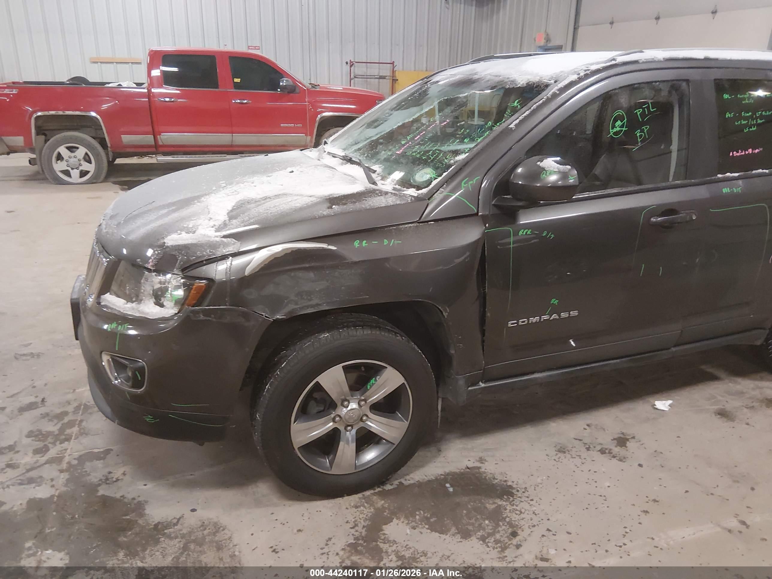 JEEP COMPASS image 6