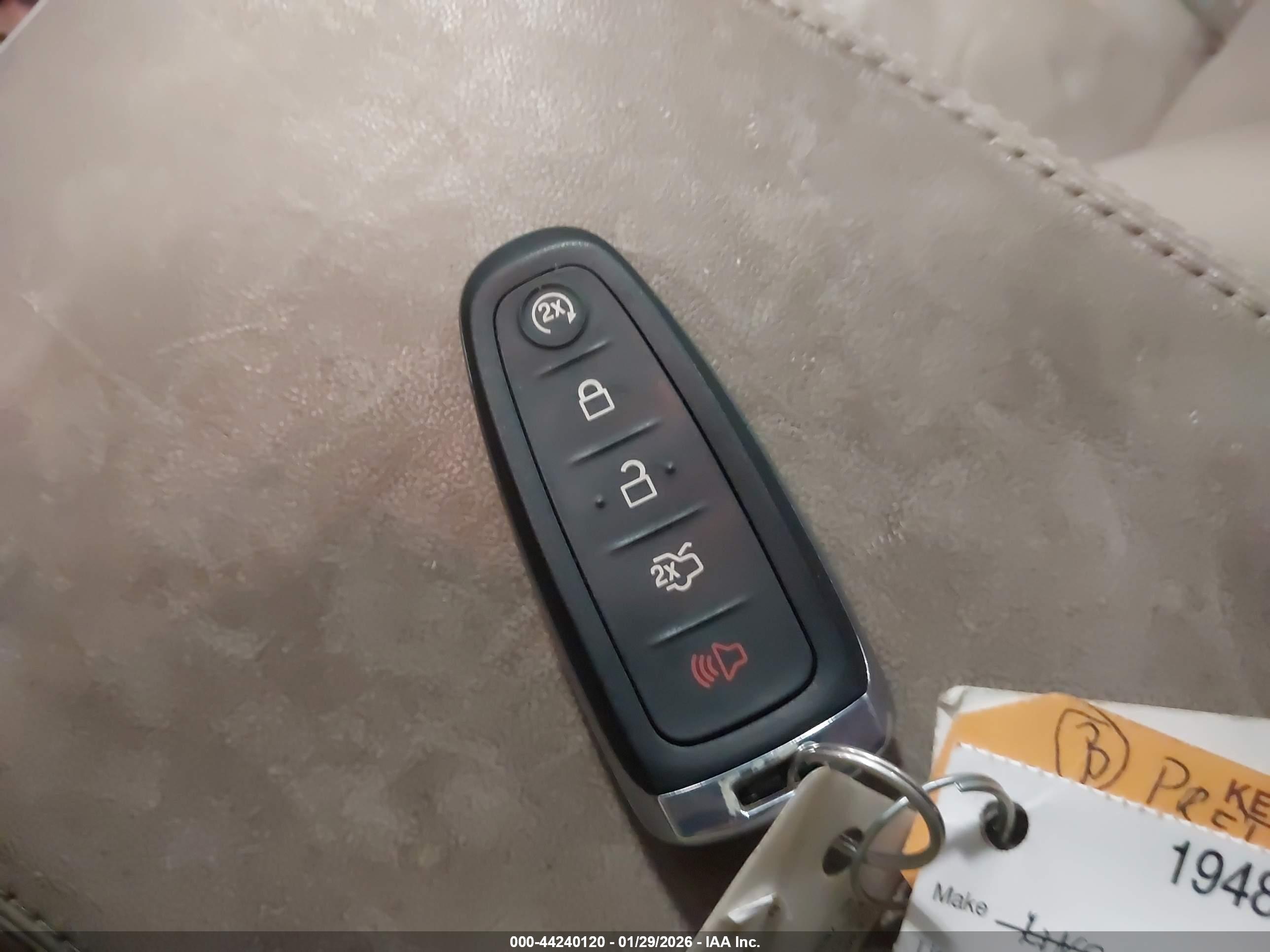 LINCOLN MKX image 11