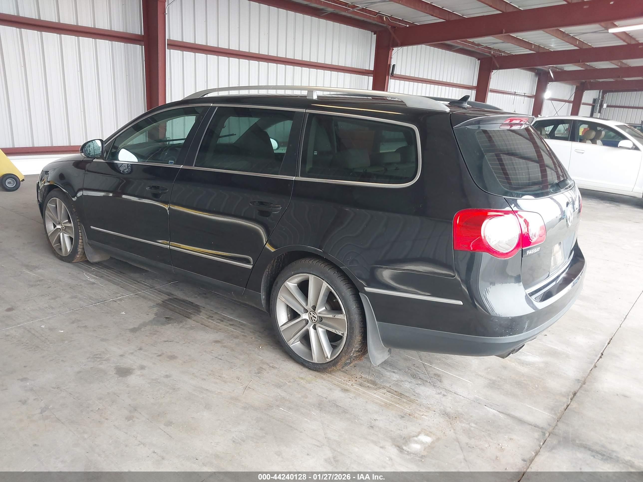 VOLKSWAGEN PASSAT image 3
