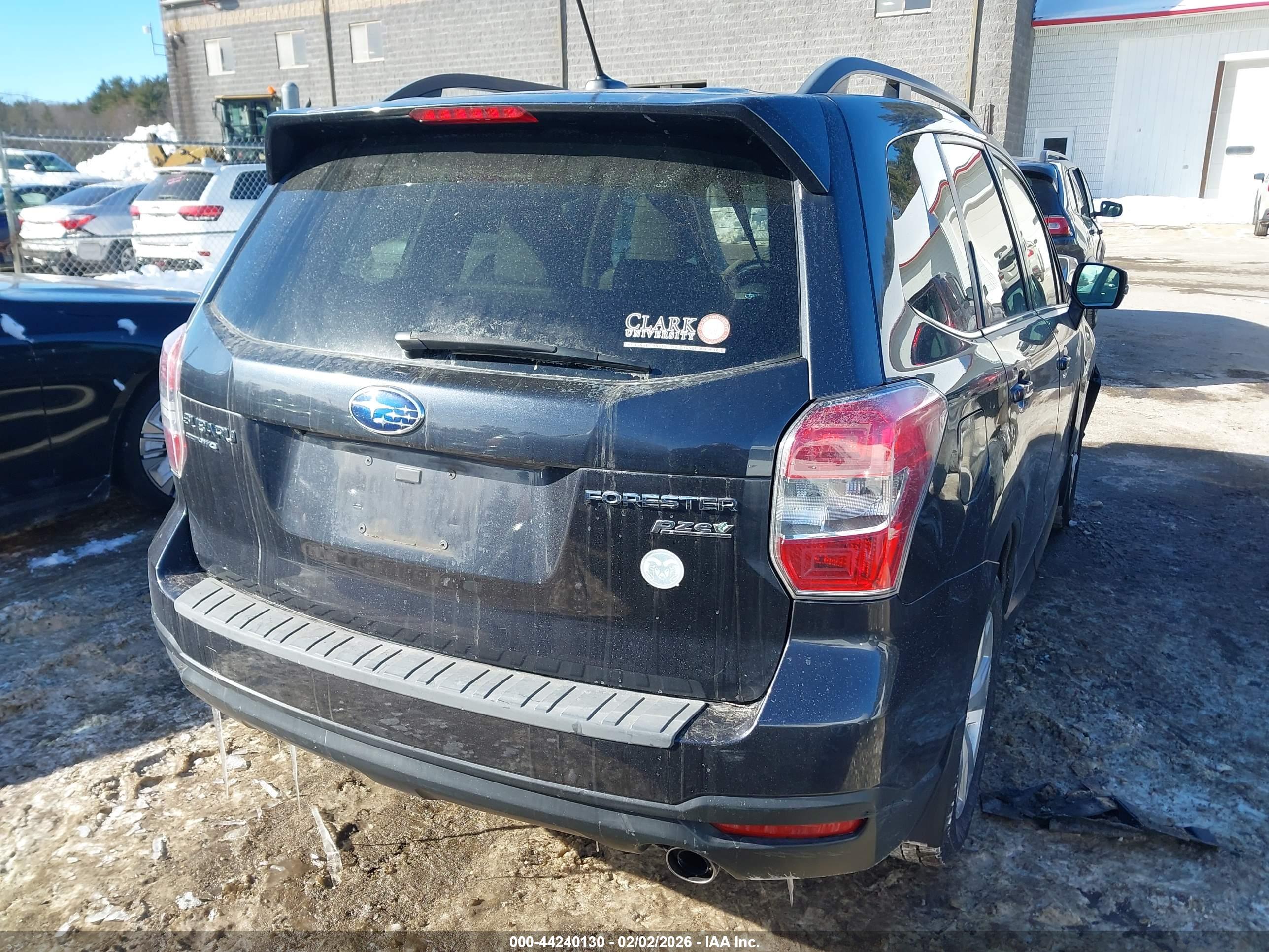 SUBARU FORESTER image 4