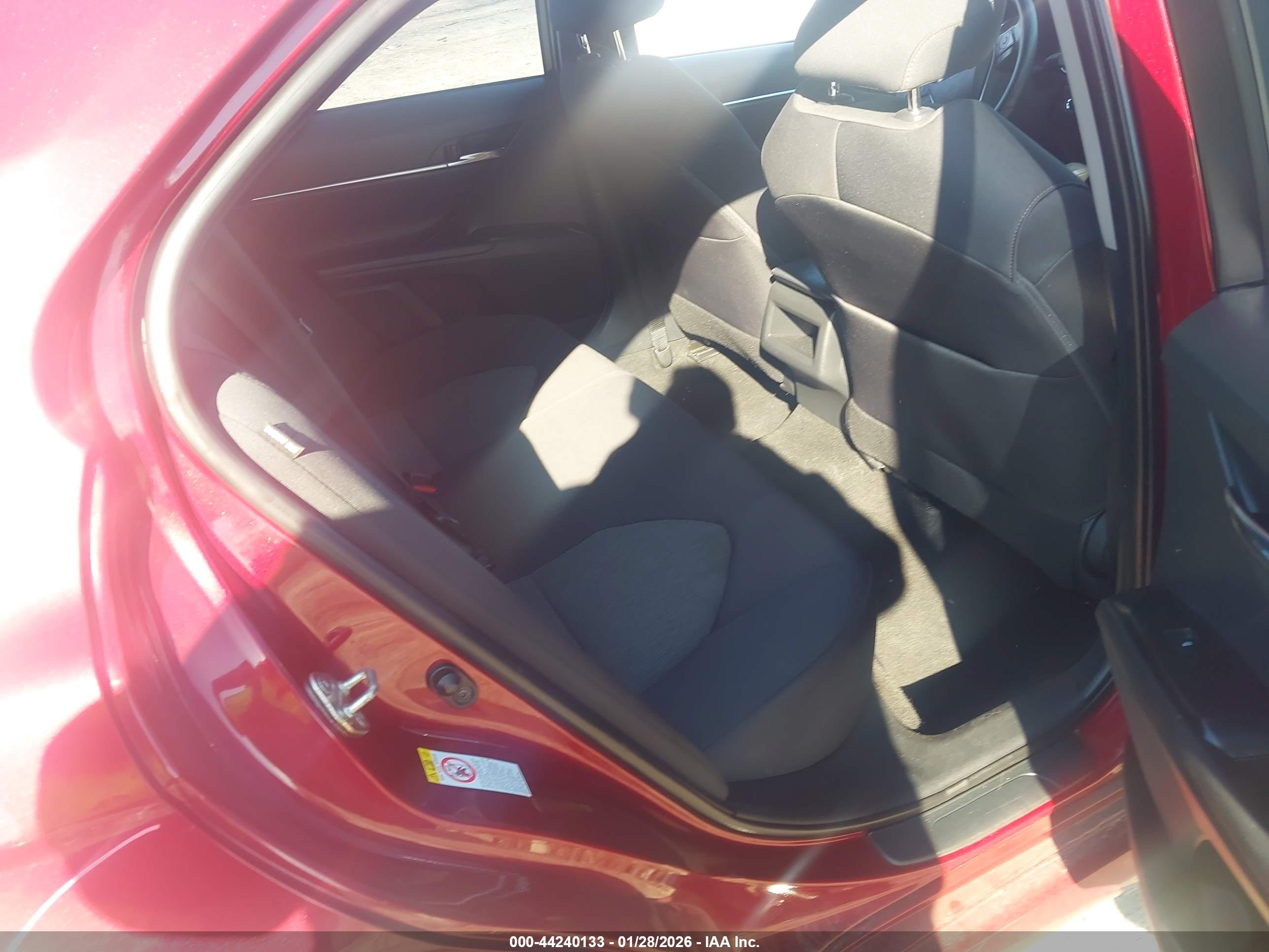 TOYOTA CAMRY image 8