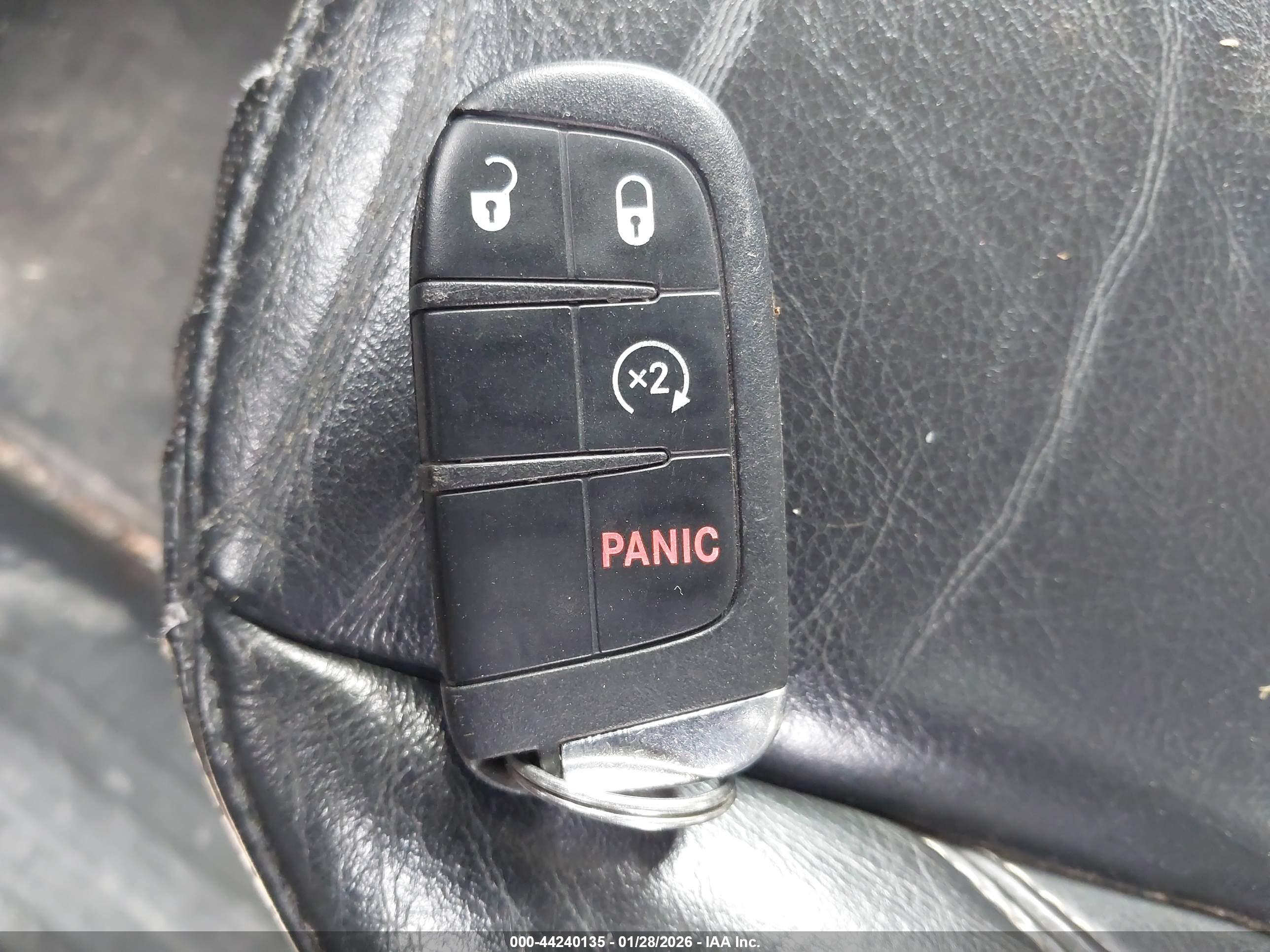 JEEP RENEGADE image 11