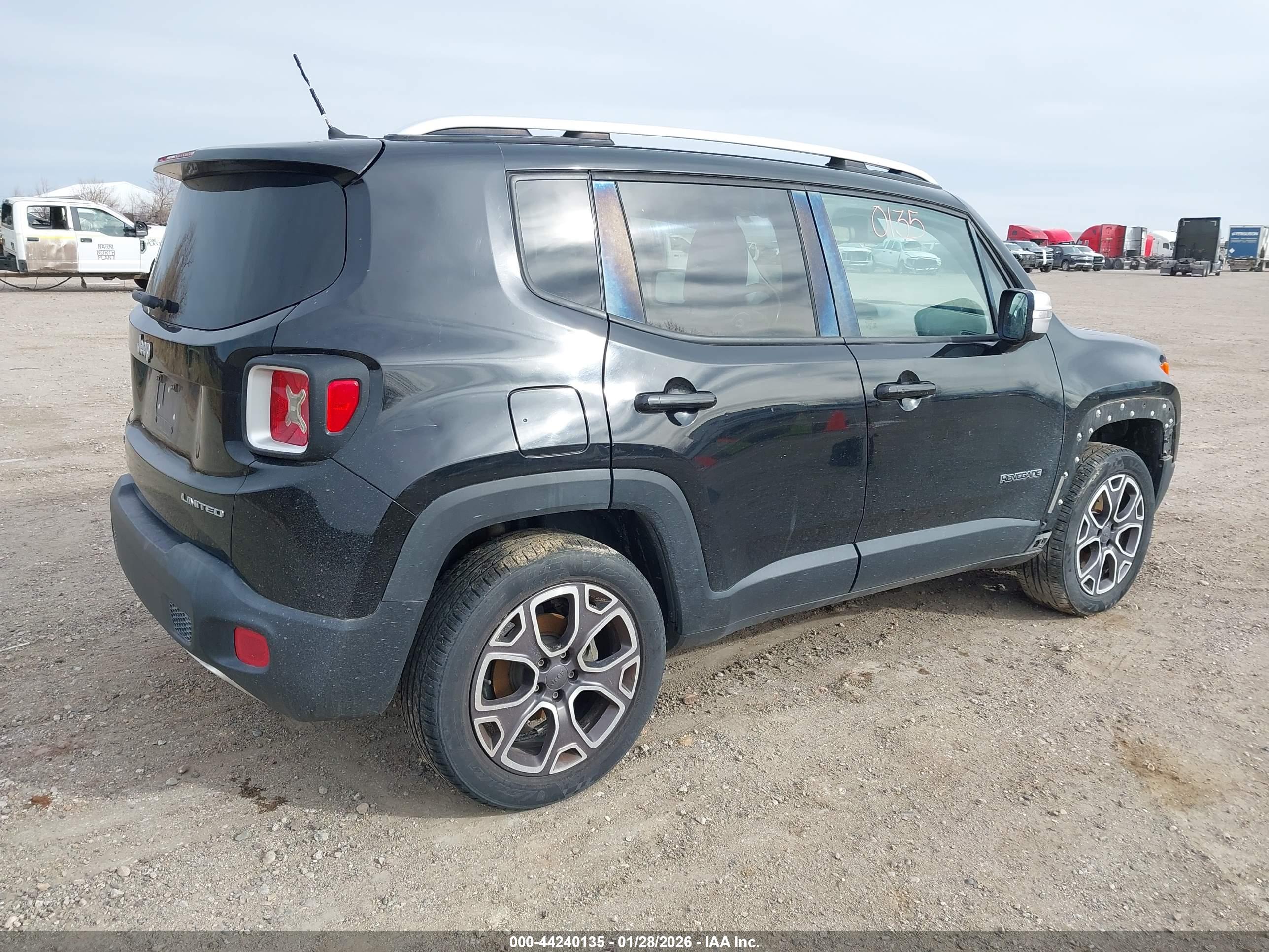 JEEP RENEGADE image 4