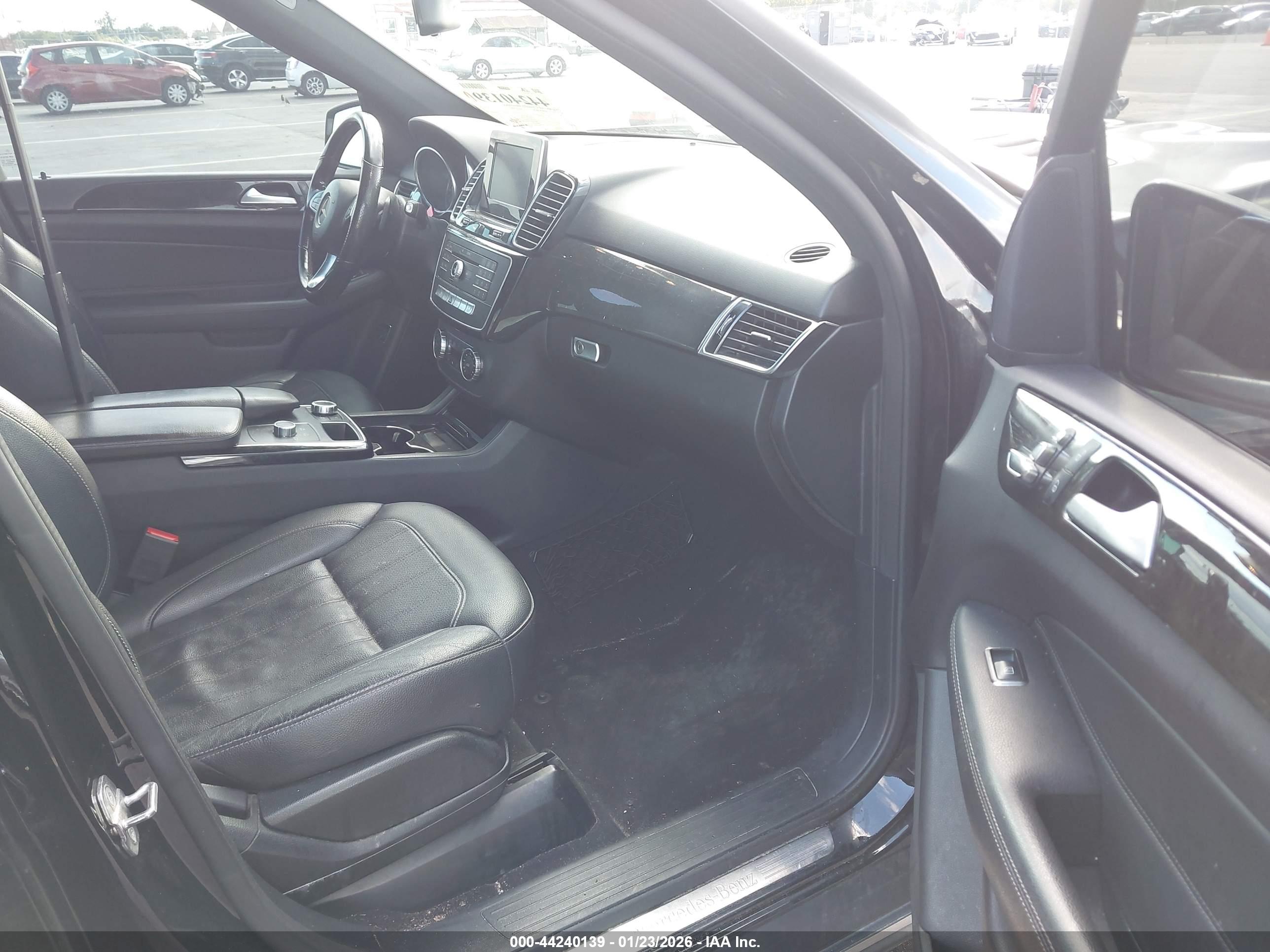 MERCEDES-BENZ GLE image 5