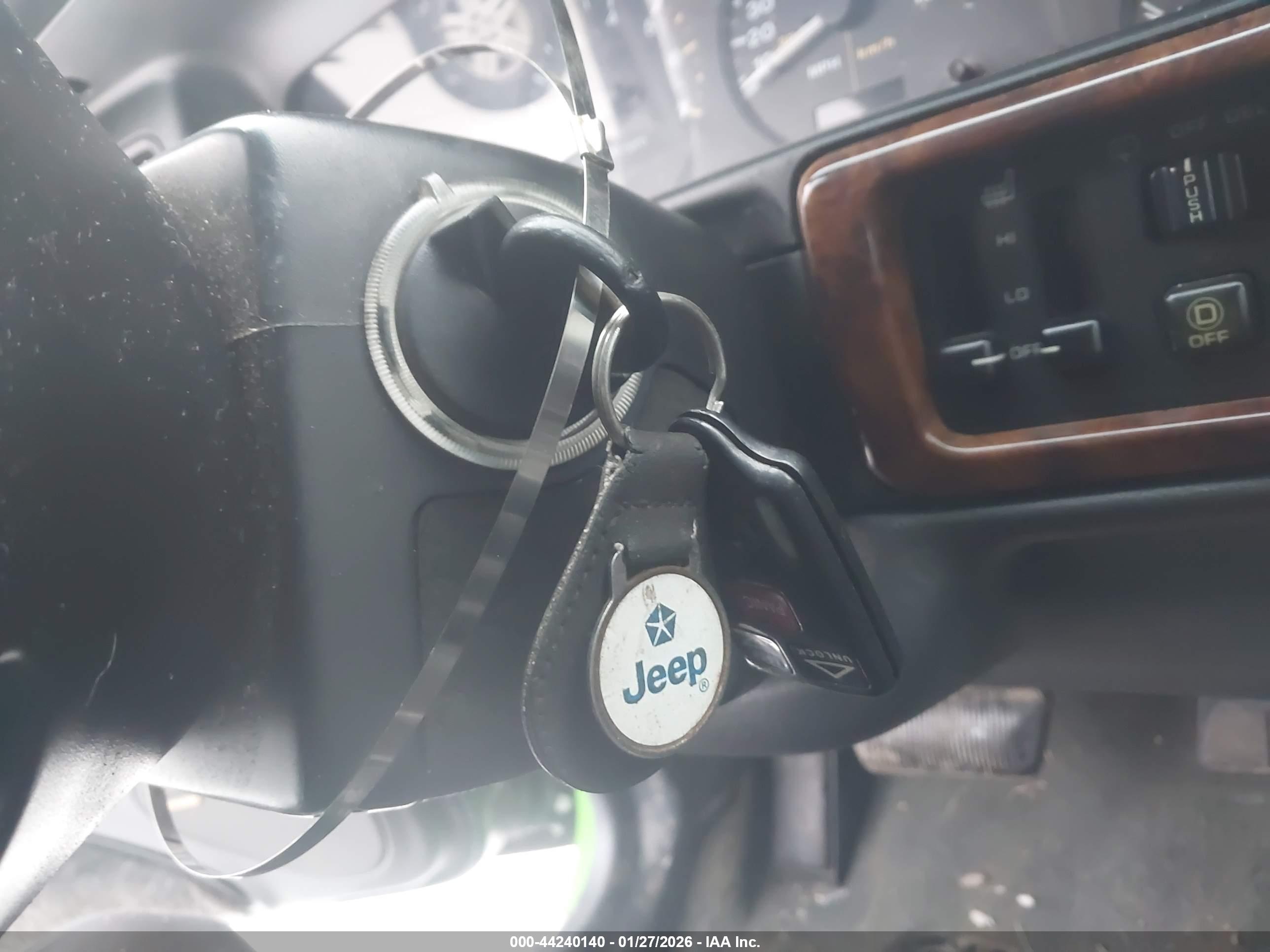 JEEP GRAND image 11