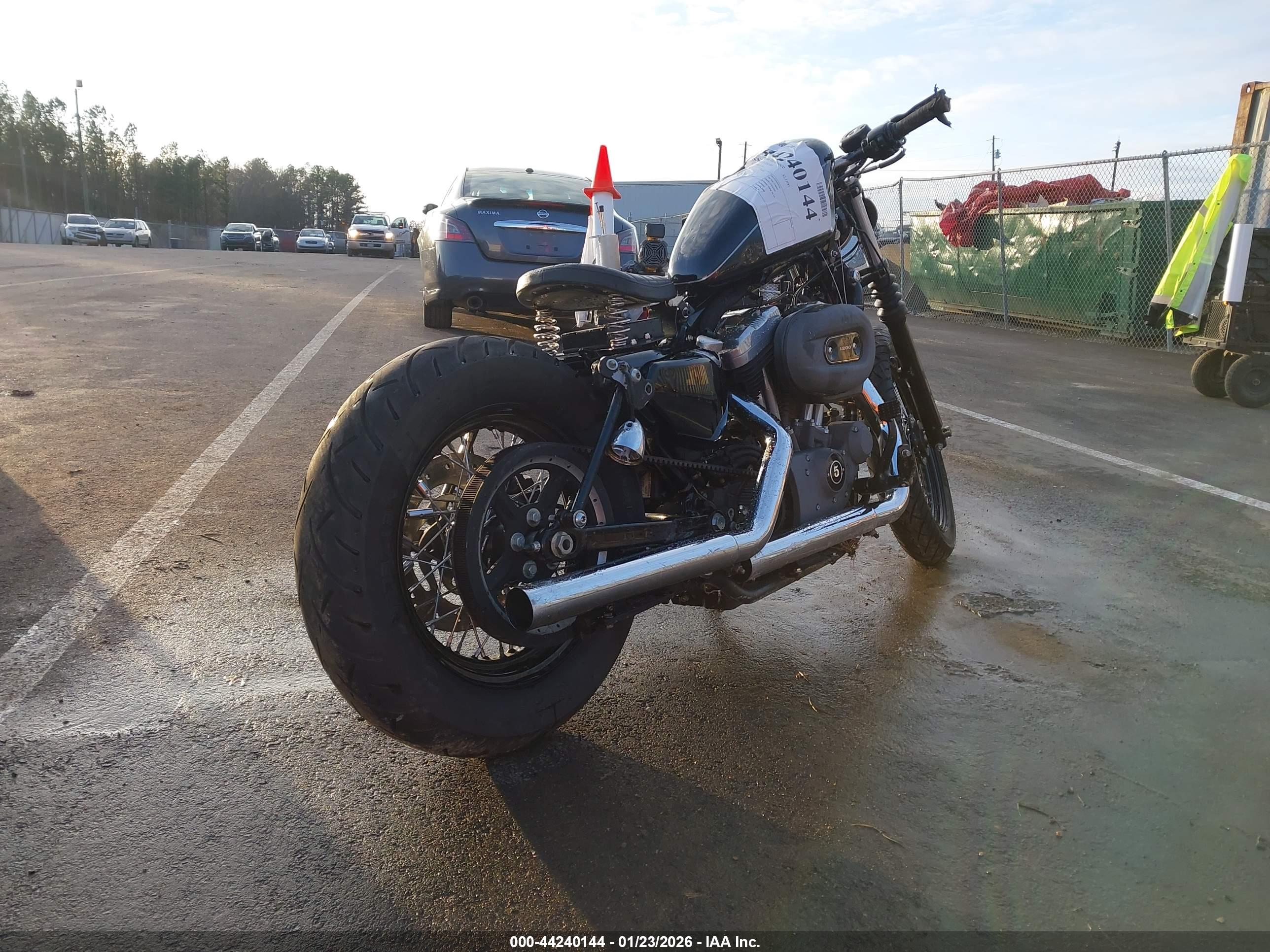 HARLEY-DAVIDSON XL1200 image 4