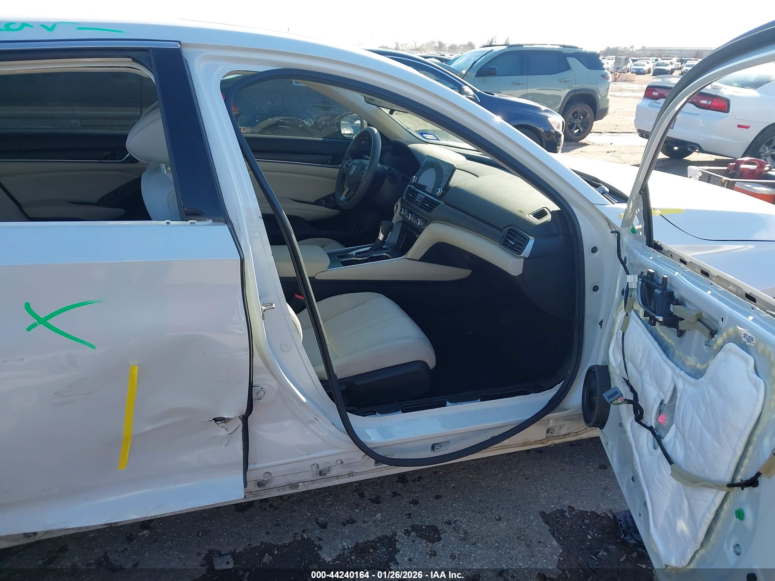 HONDA ACCORD image 5
