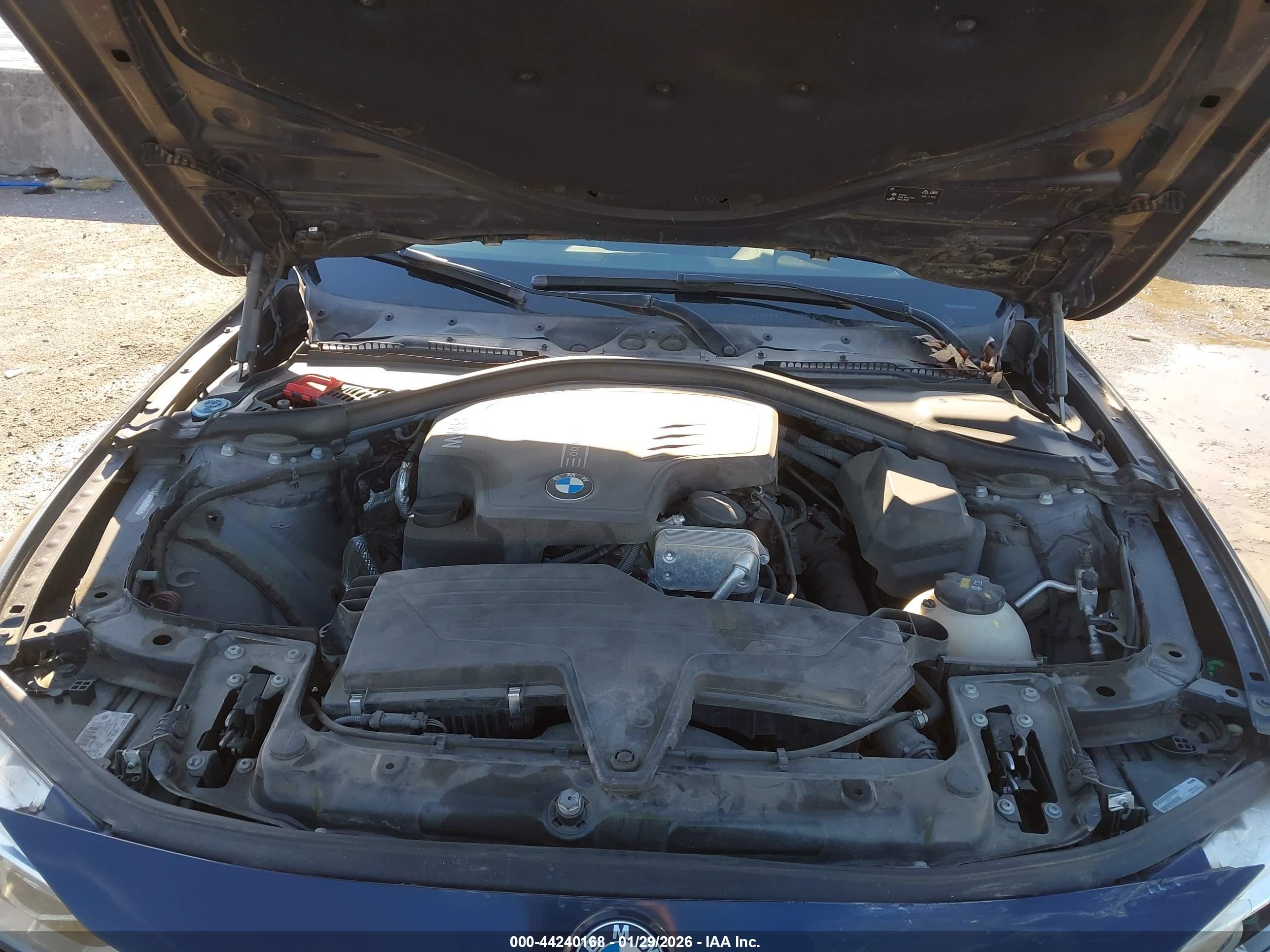 BMW 328I image 10
