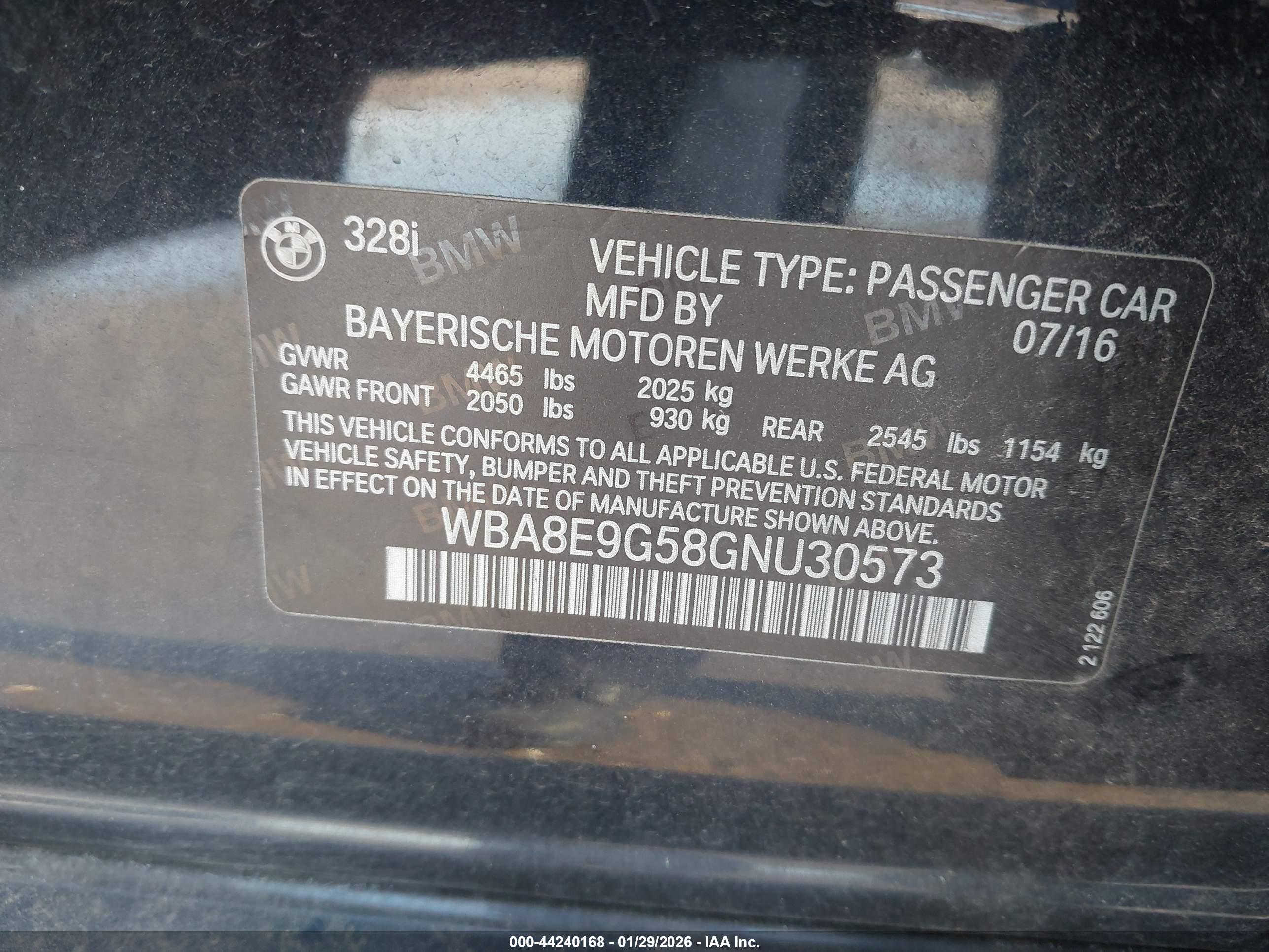 BMW 328I image 9