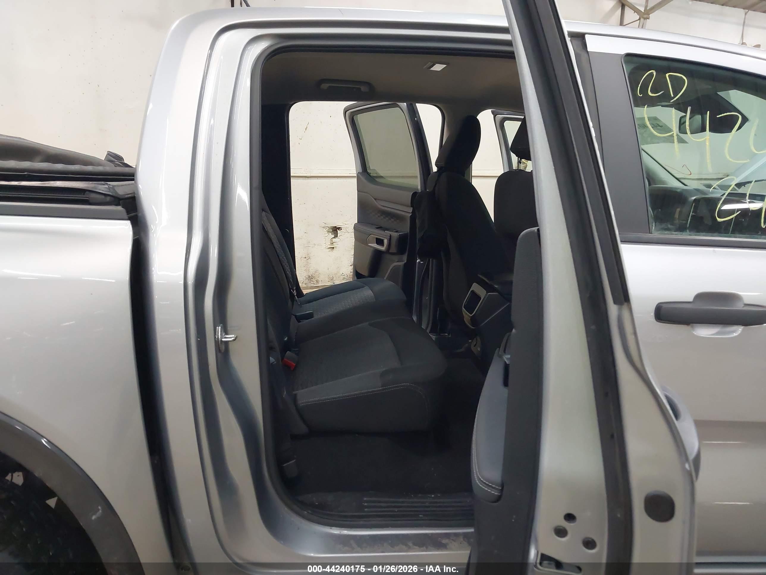 FORD RANGER image 8