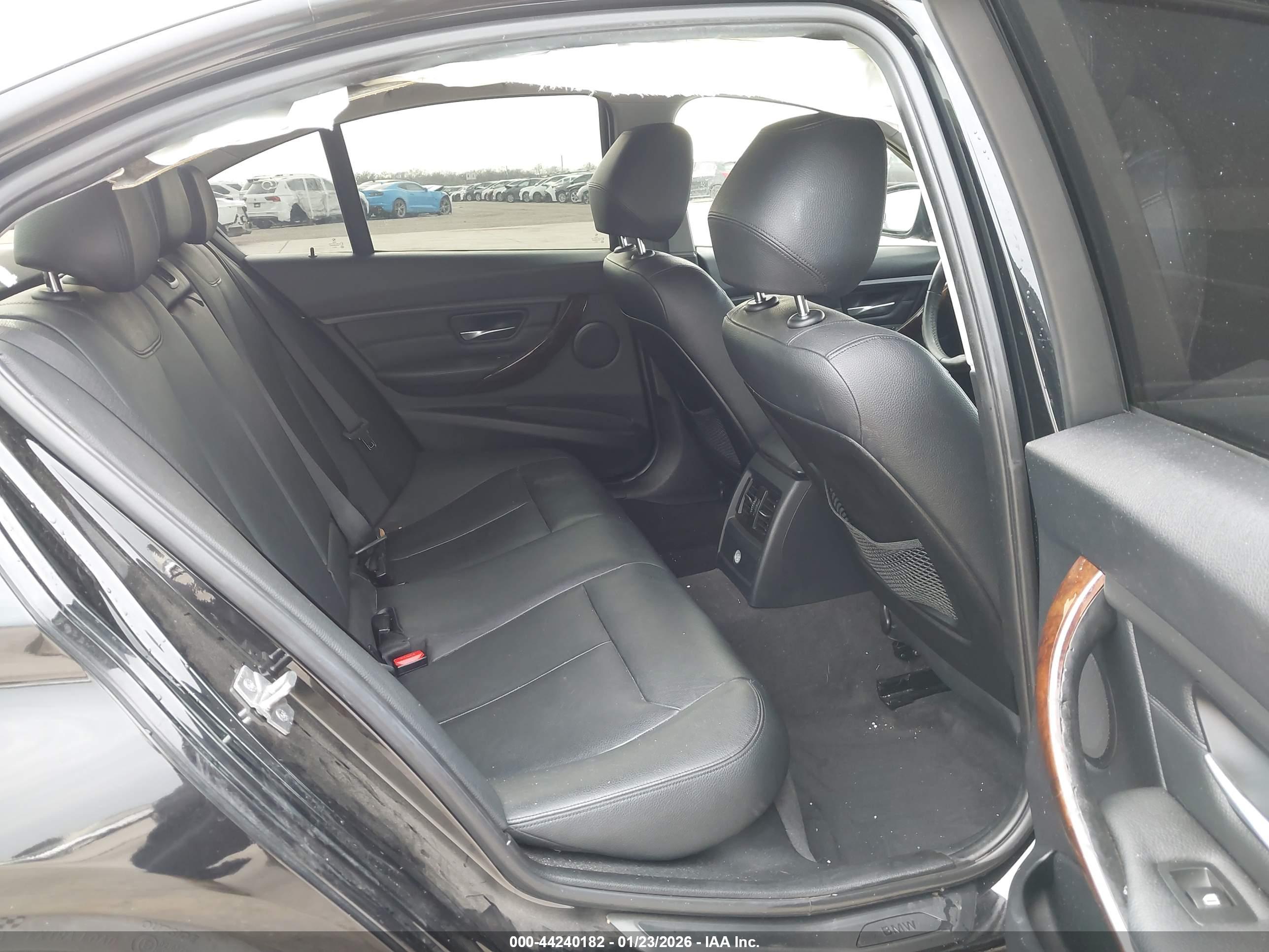 BMW 328D image 8