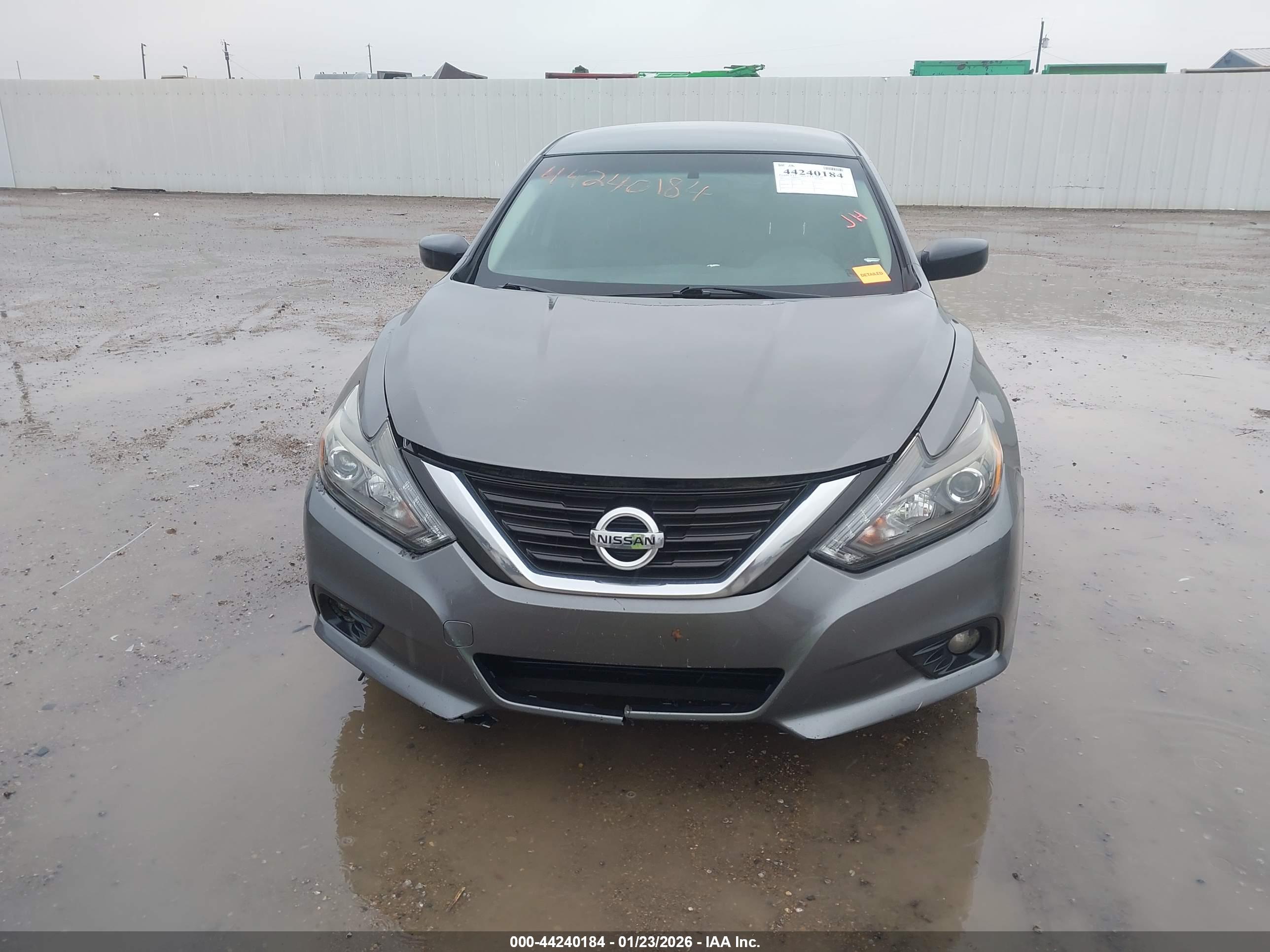 NISSAN ALTIMA image 6