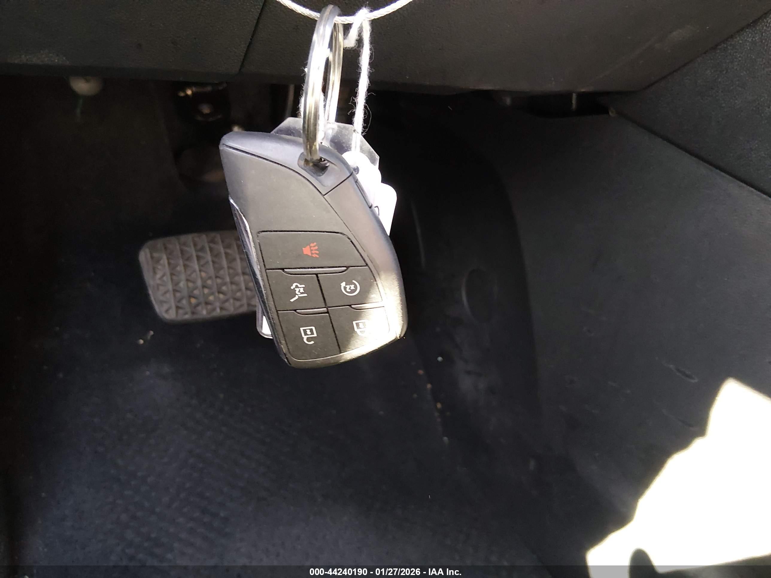 CHEVROLET EQUINOX image 11